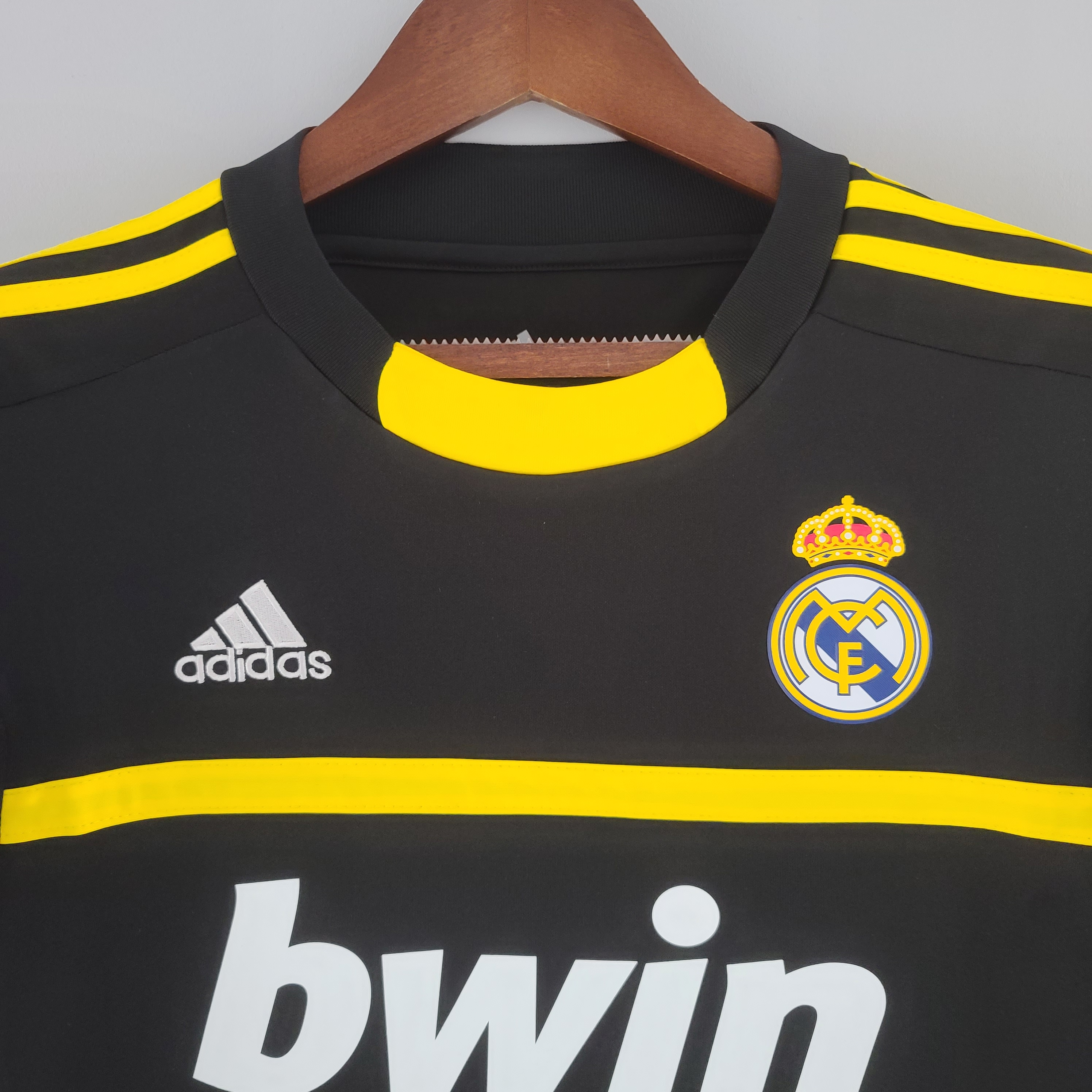 2011/12 Real Madrid Black Goalkeeper Jersey 1:1 Thai Quality-Fans
