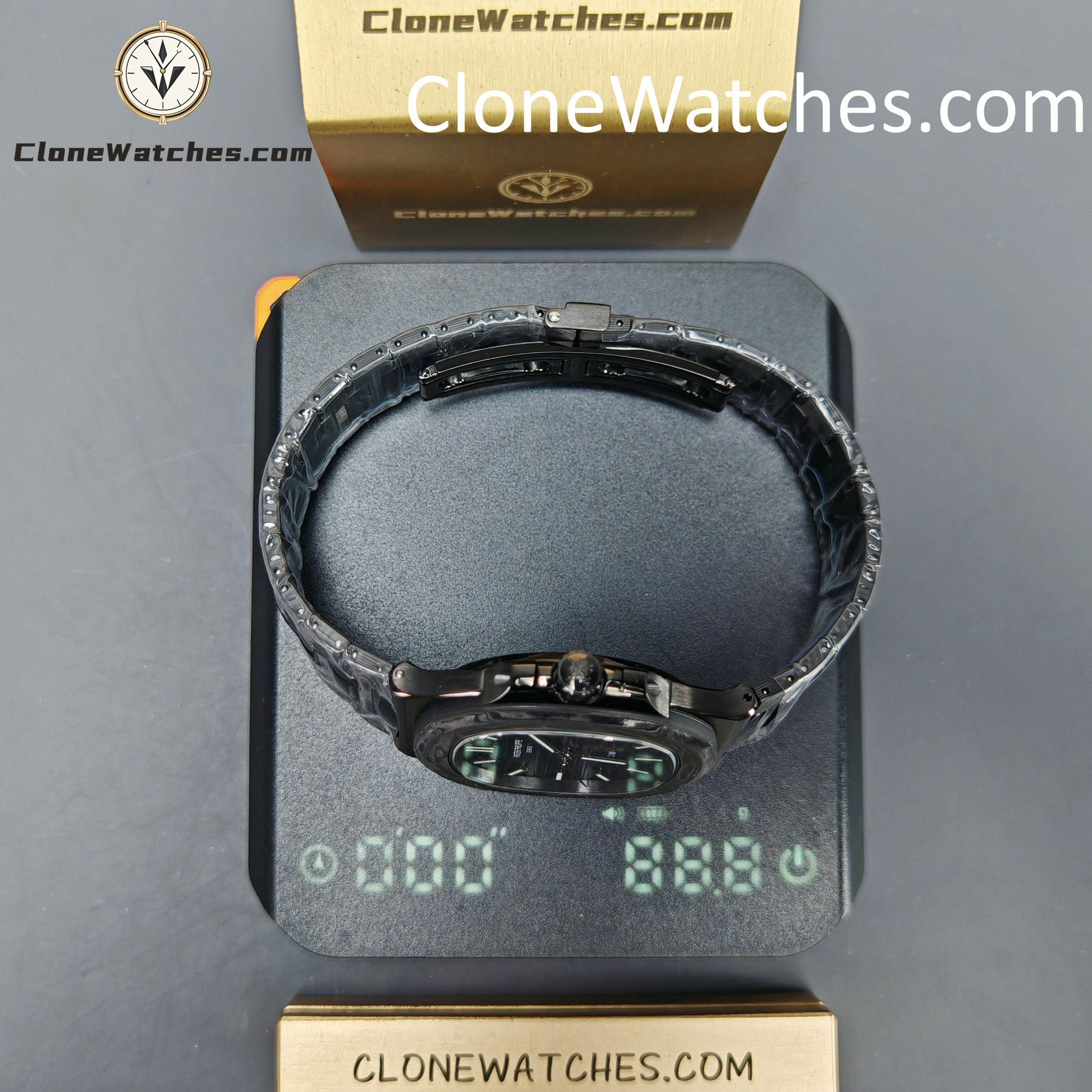 Modified Super Clone Watches 1:1 DiW Patek Philippe Nautilus CARBON BLACK 5711