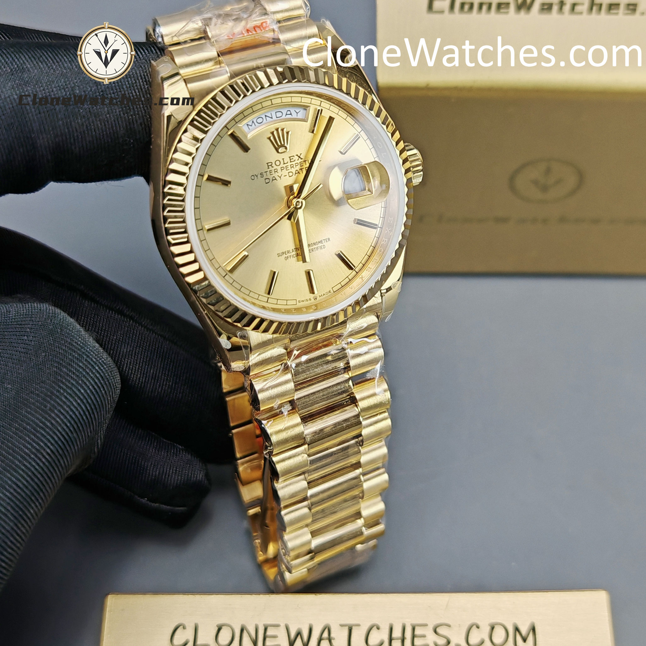 Rolex Super Clone Watches 1:1 Day Date 18K Gold Champagne Dial 36mm m128238-0045 3255 Movement
