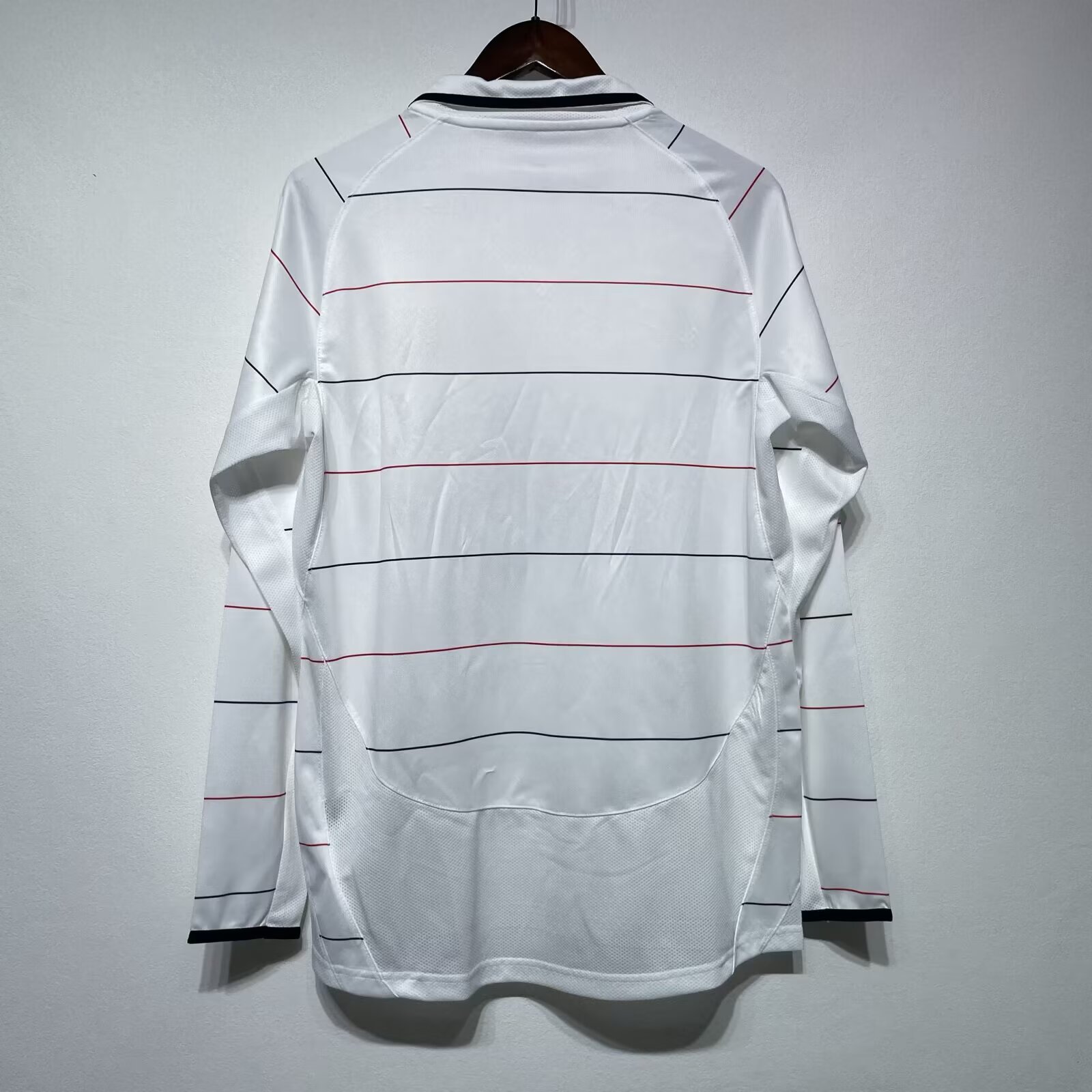 2003-04 Manchester United second away white long sleeved retro jersey - Fans Edition