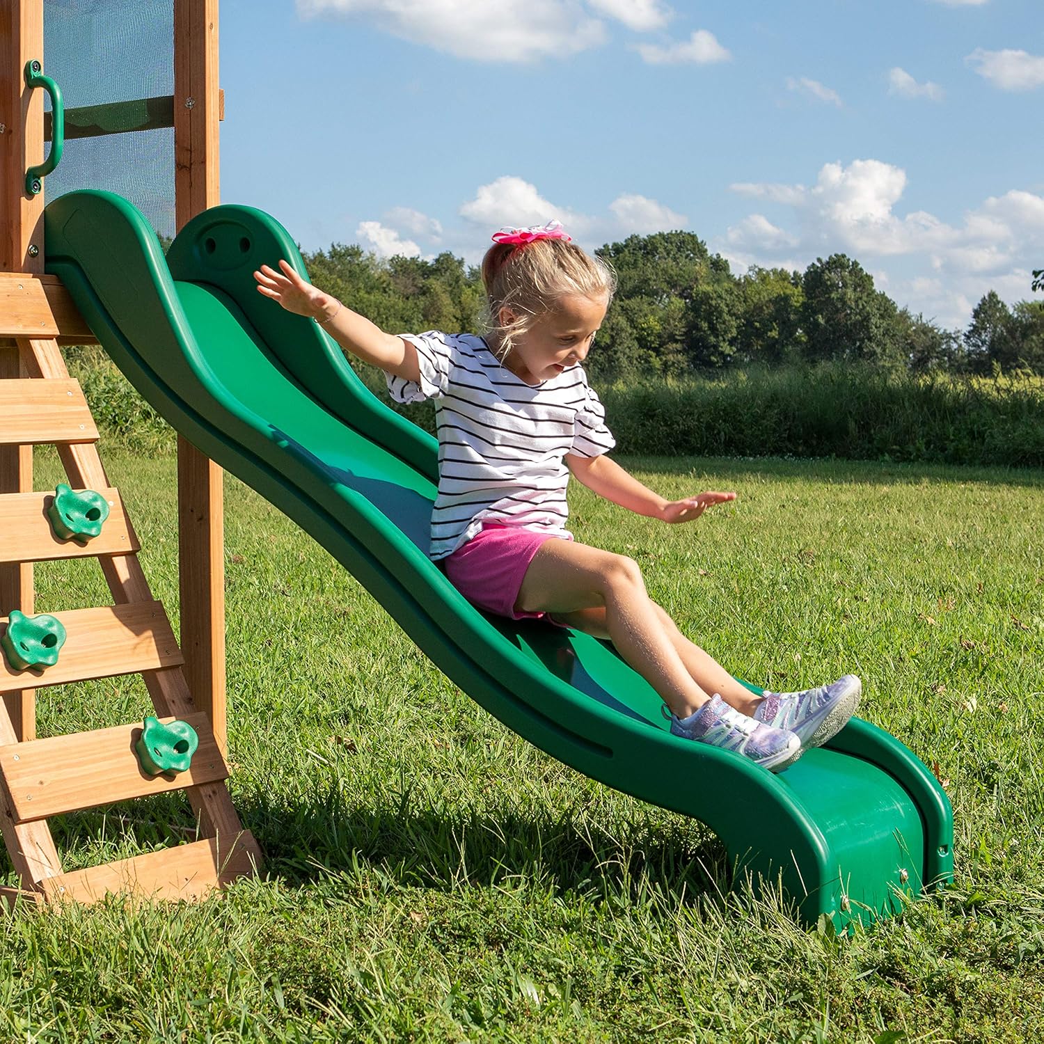 Aire de jeux en bois maisonnette extérieur balançoire toboggan bac à sable