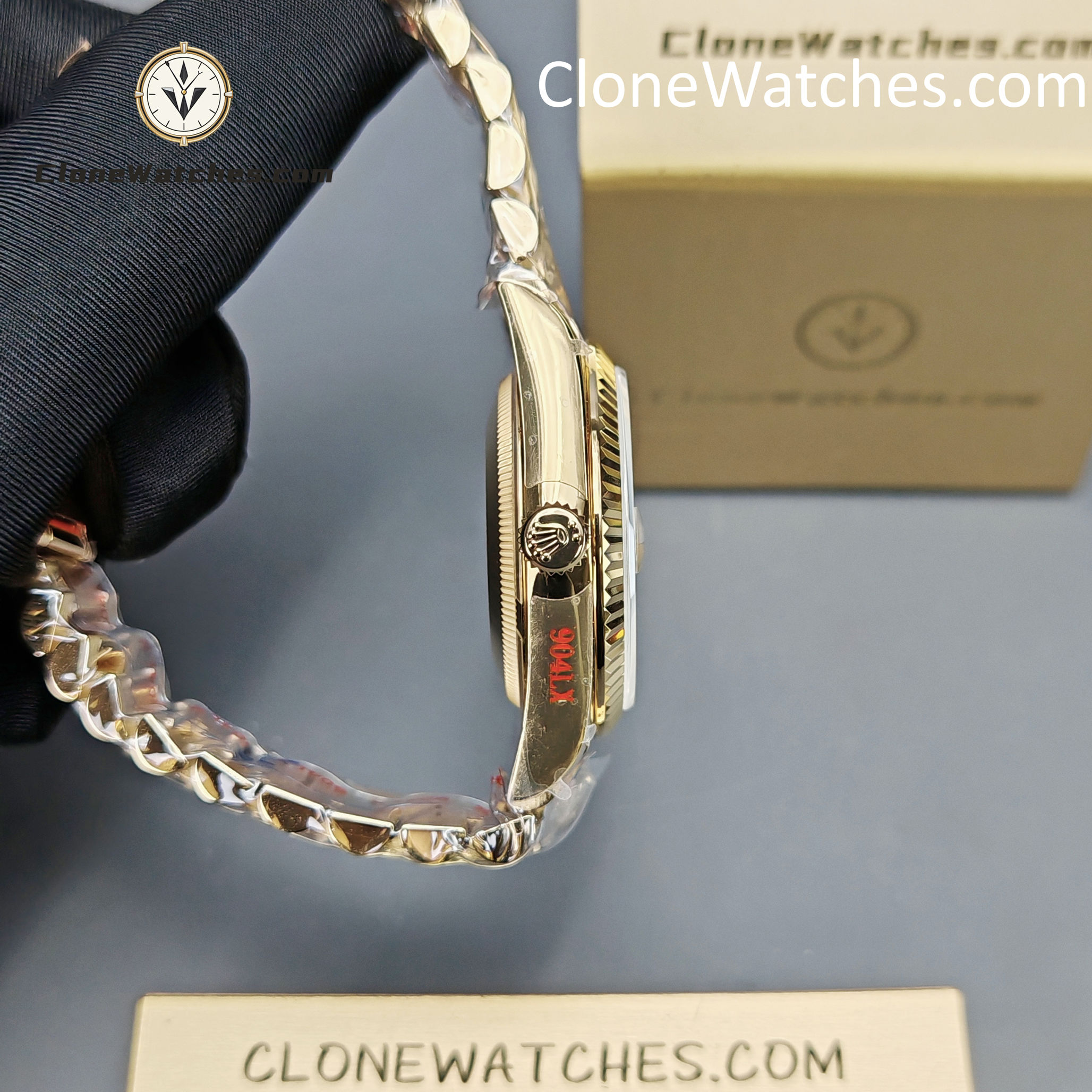 Rolex Super Clone Watches 1:1 Day Date 18K Gold Champagne Dial 36mm m128238-0045 3255 Movement