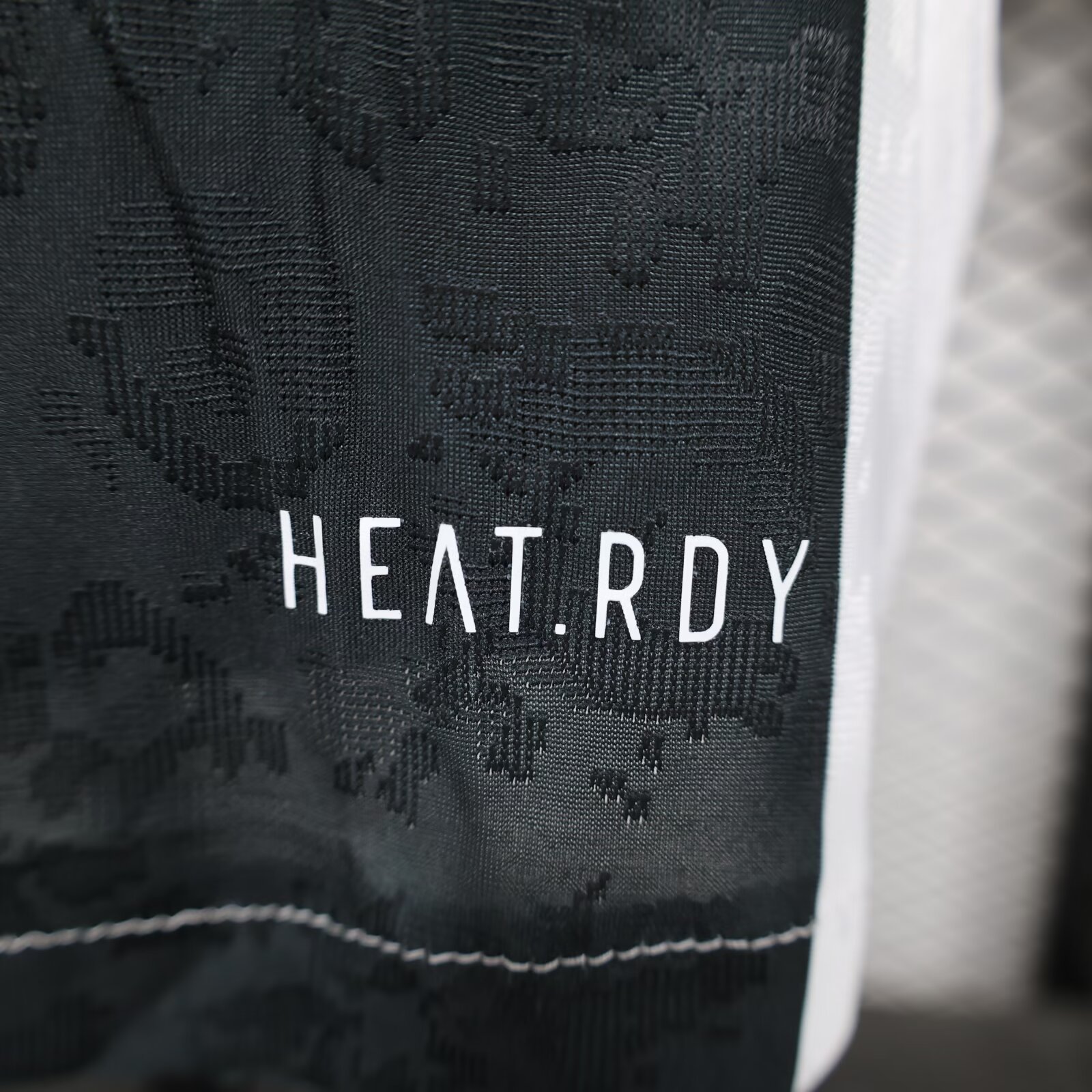 2024/25 Juventus Home Long Sleeve Shirt - Player Version