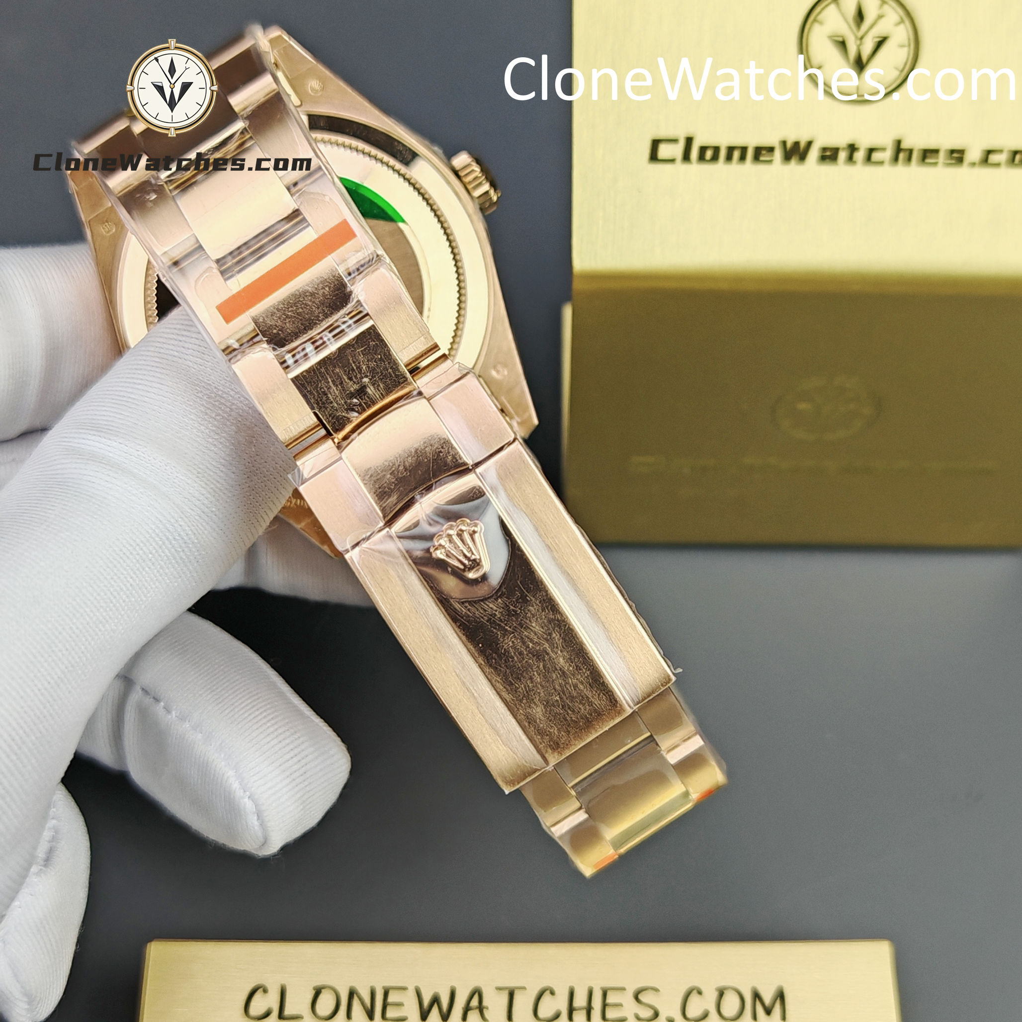 Rolex Super Clone Watches 1:1 Sky Dweller Rose Gold Blue Oyster m336935-0005 9002 Movement