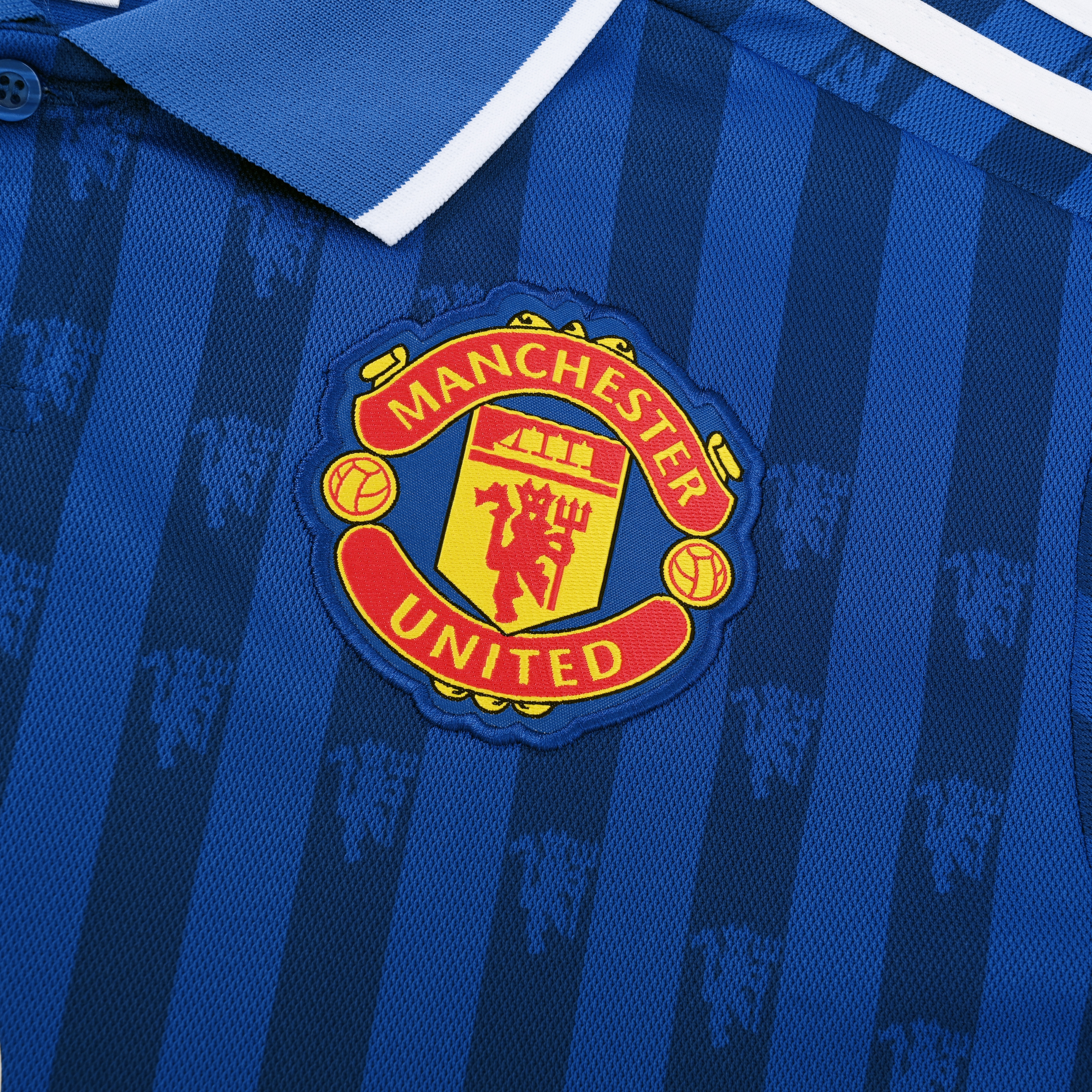 25-26 Manchester United (POLO) Blue Training Jersey - Fan Edition
