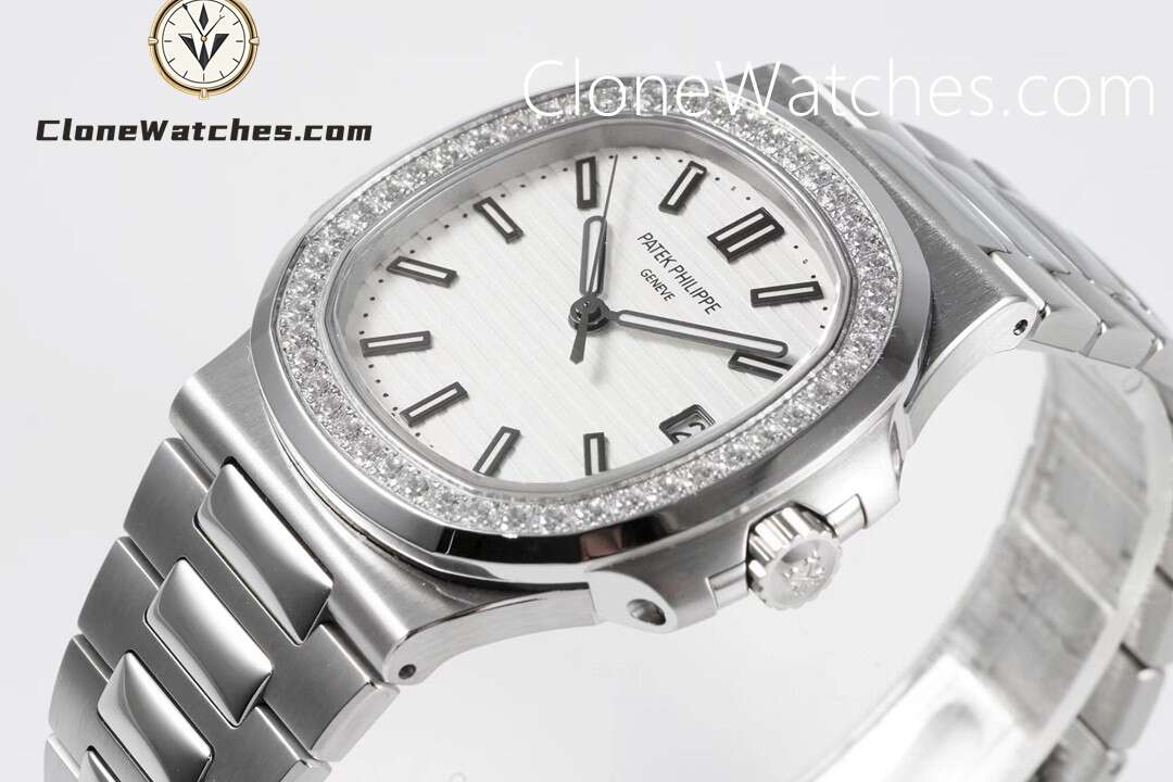 Patek Philippe Super Clone Watches 1:1 Nautilus 5713 White DIal Diamond