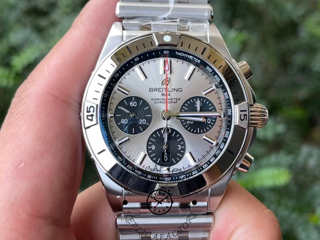 Breitling Chronomat B01 Chronograph 42 AB0134101K1A1 replica