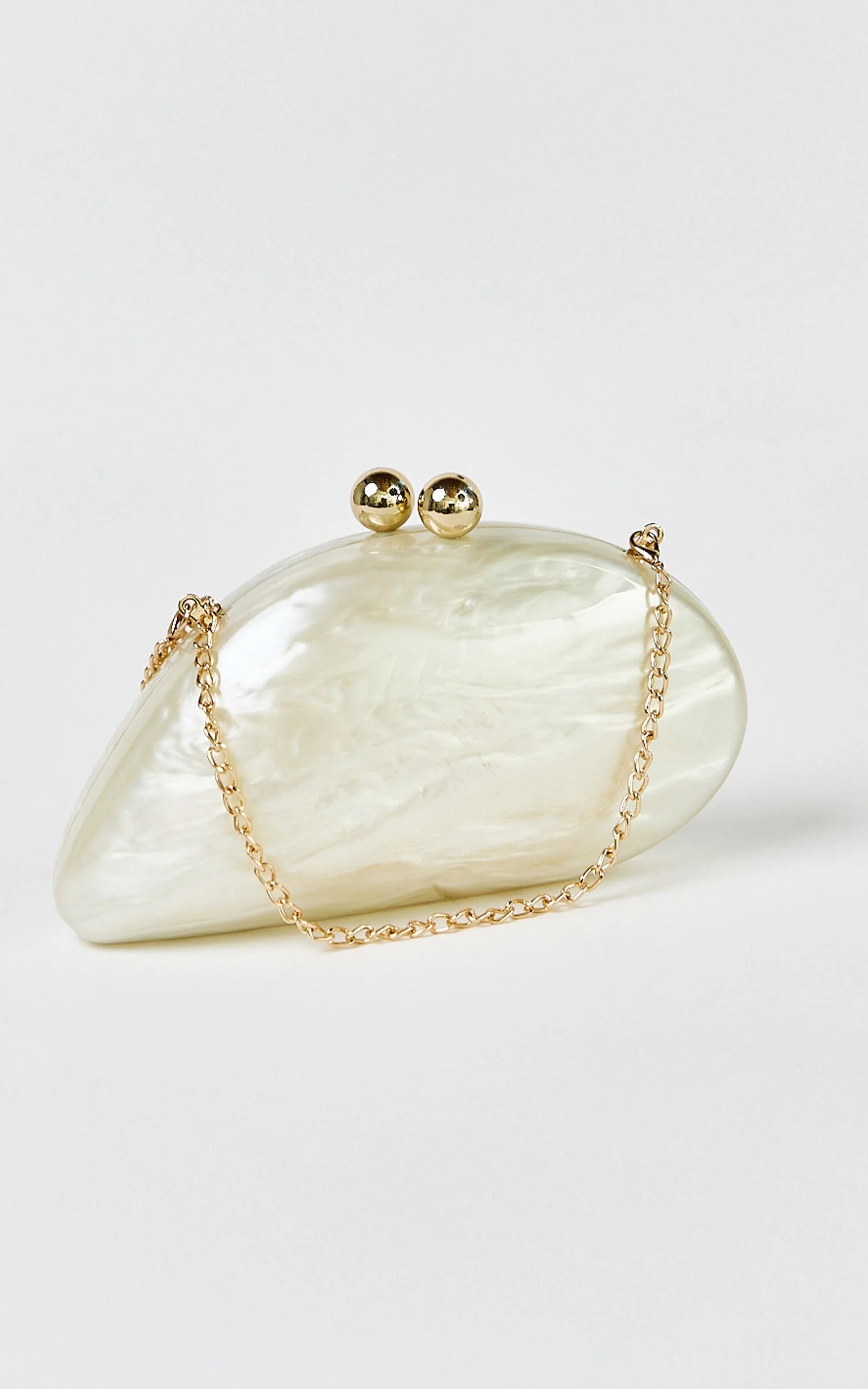 Nami  Clutch Bag in Pearl