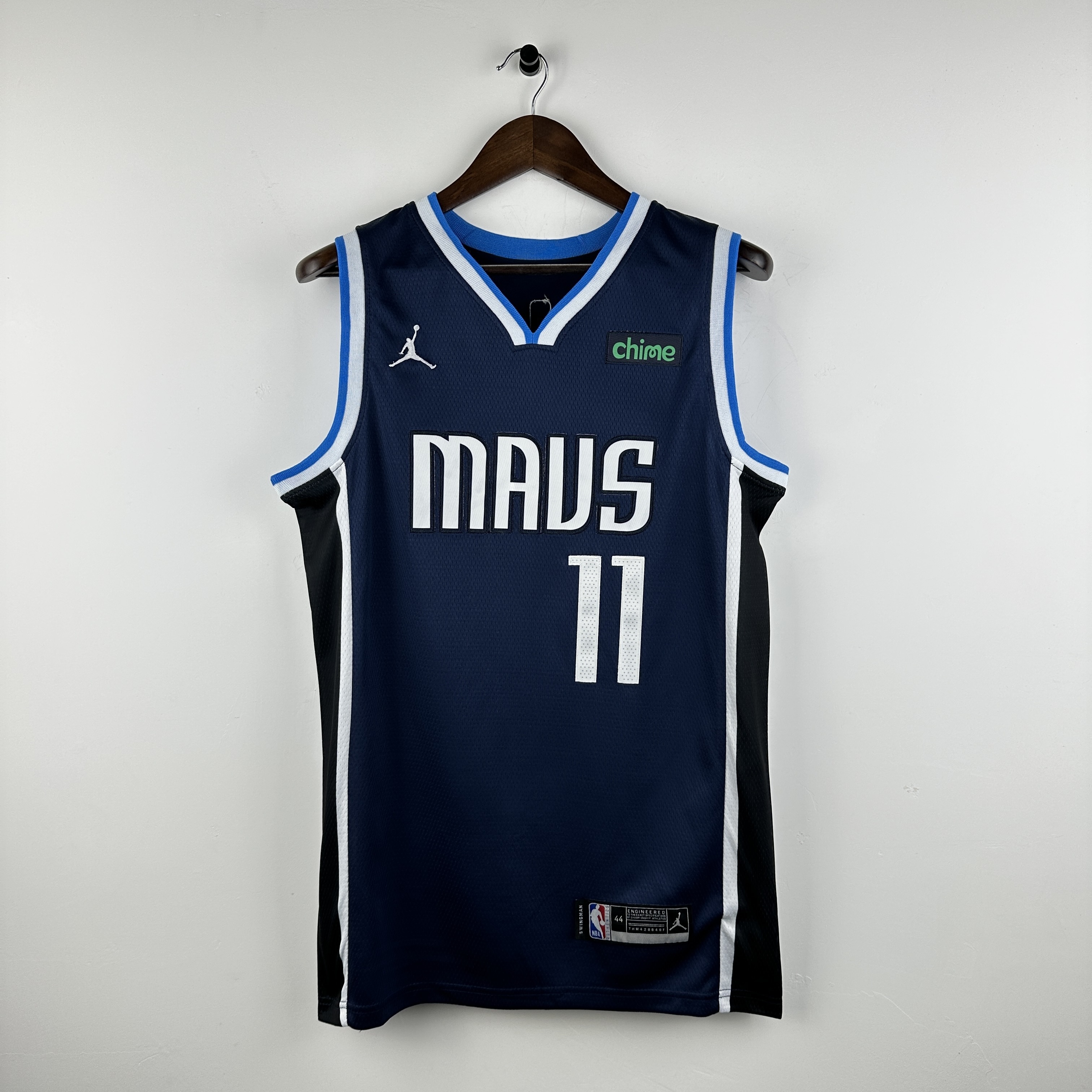 Embroidered 23rd season Mavericks Air Jordan 11 Kyrie Irving