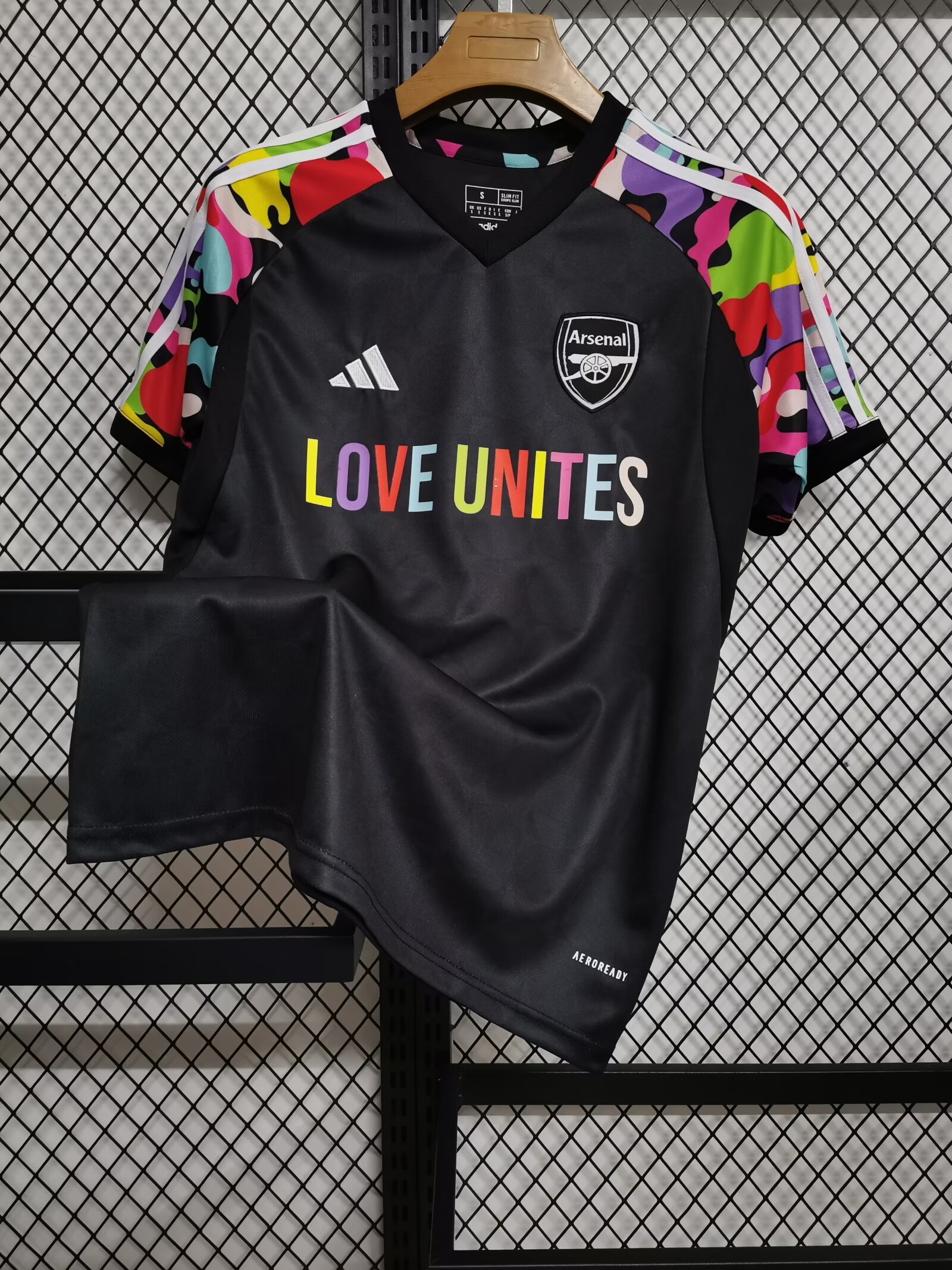 2024/25 Arsenal pre-match training shirt