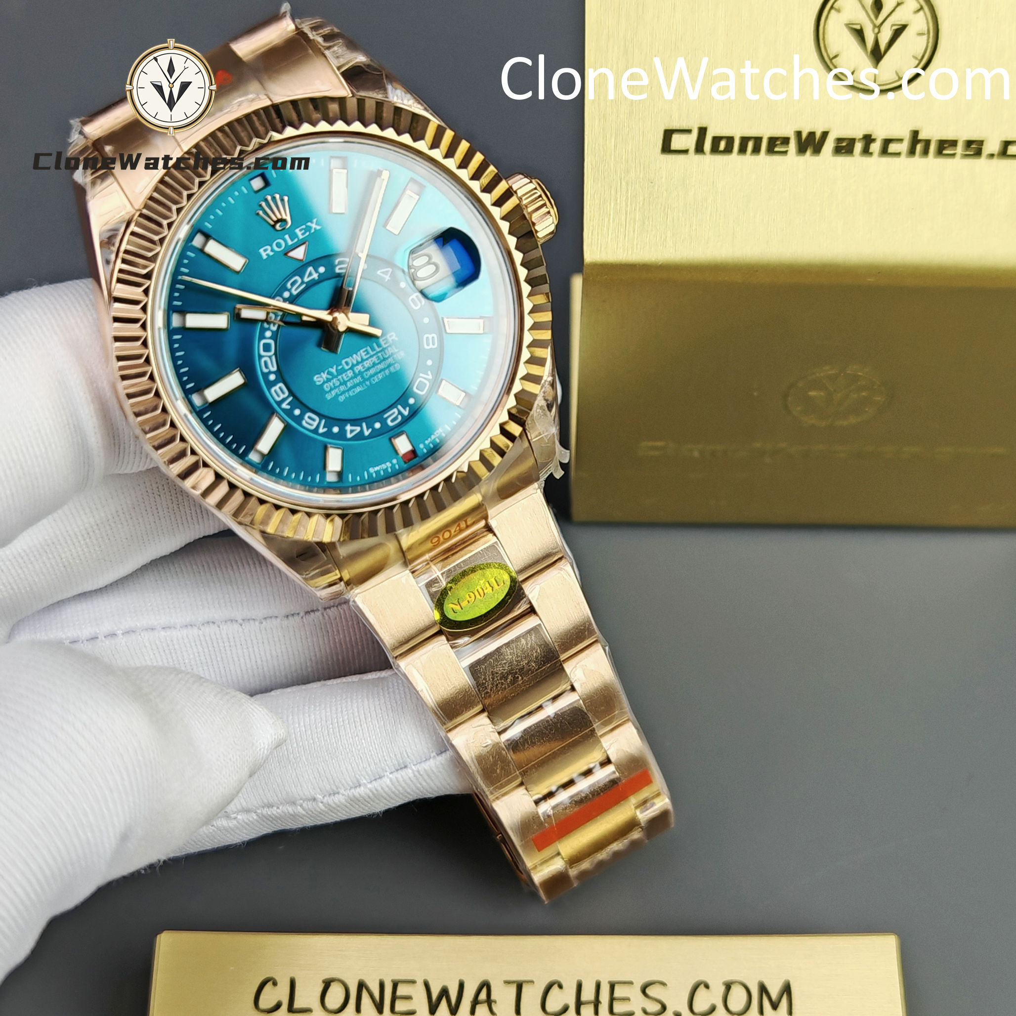 Rolex Super Clone Watches 1:1 Sky Dweller Rose Gold Blue Oyster m336935-0005 9002 Movement