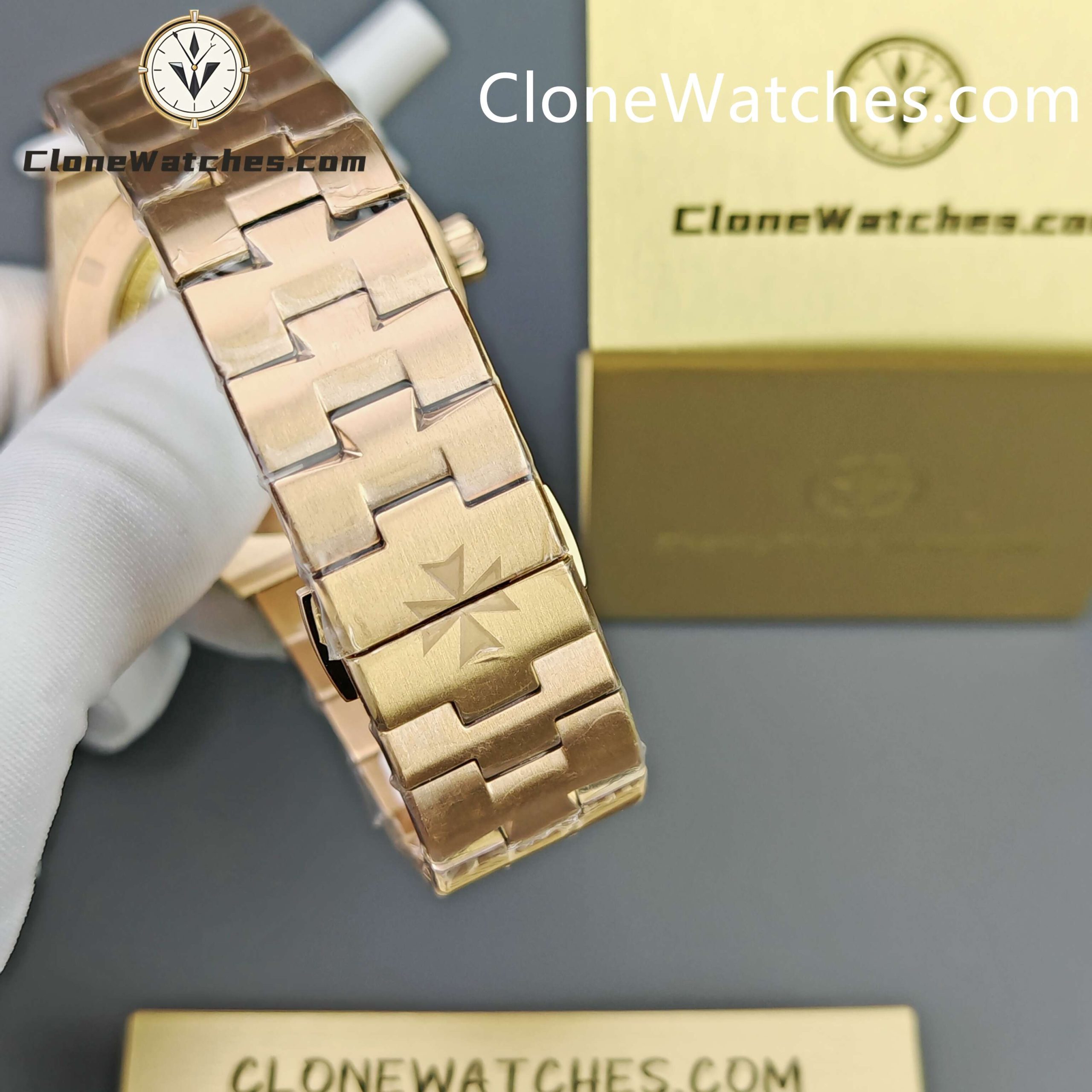 Vacheron Constantin Super Clone Watches 1:1 Overseas Tourbillon Rose Gold 6000V/210R-B733 42.5MM