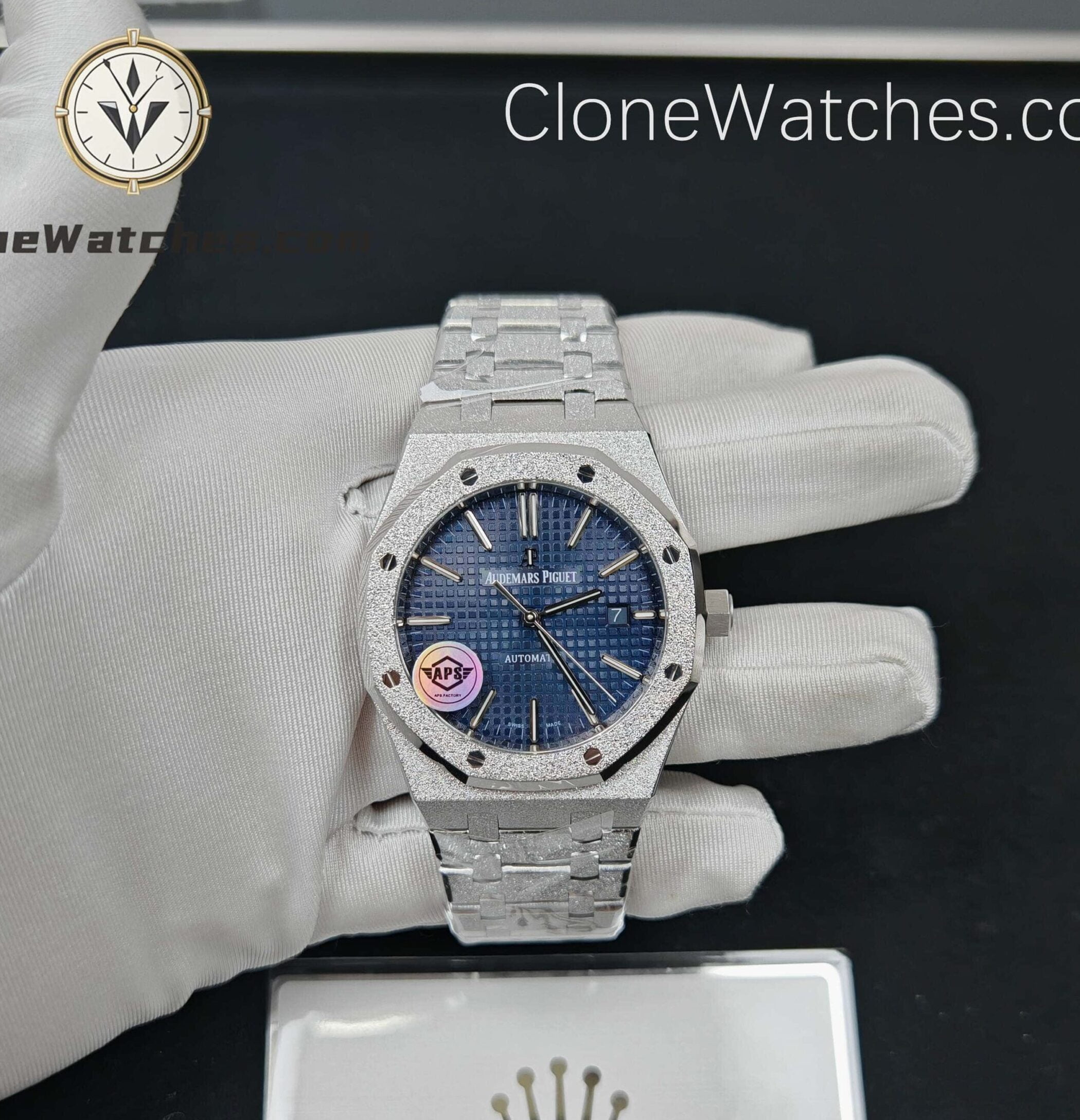Audemars Piguet Super Clone Watches 1:1 Royal Oak Frost 15400 Blue Dial
