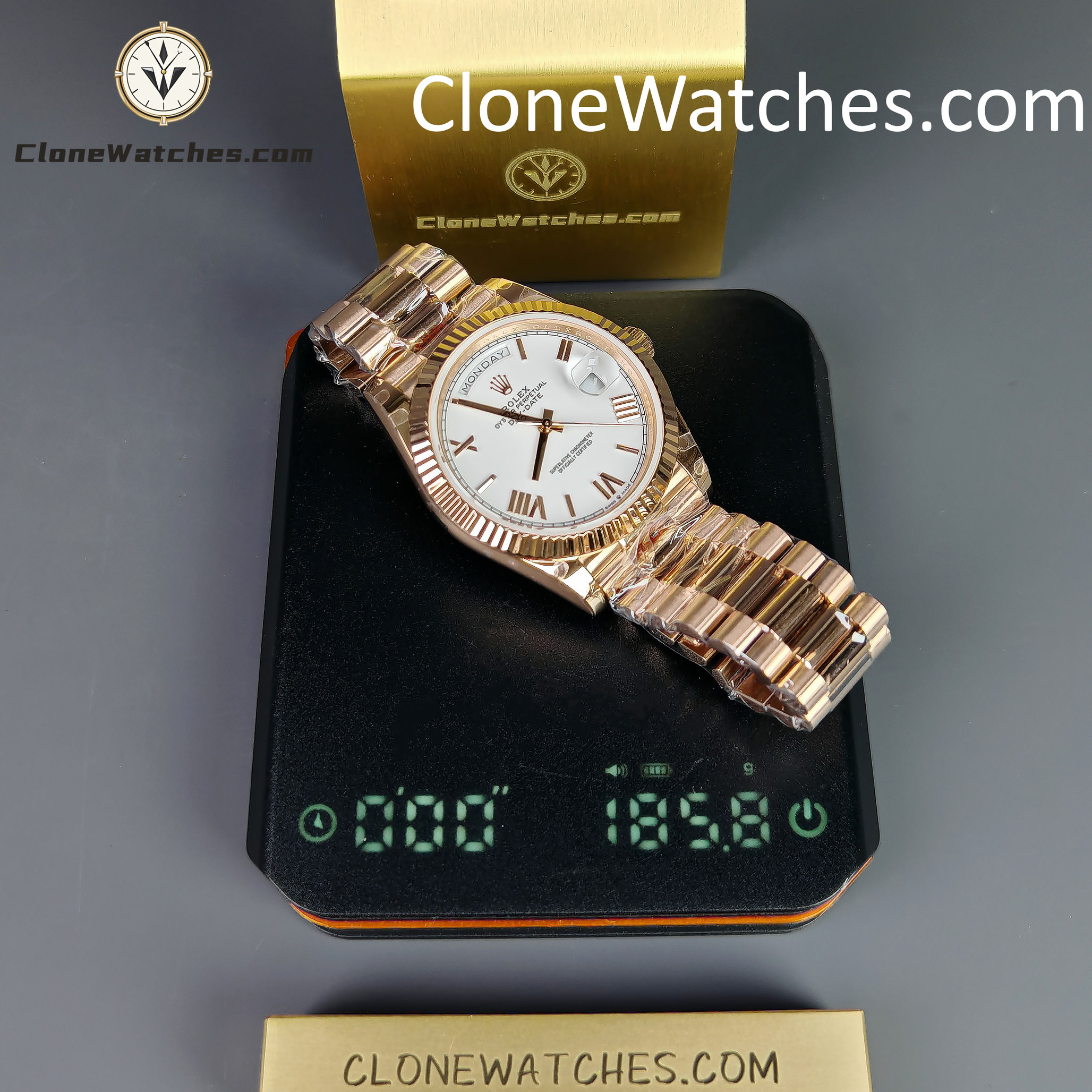 Rolex Super Clone Watches 1:1 Day Date 18K Rose Gold Roman Dial 40mm m228235-0032 3255 Movement