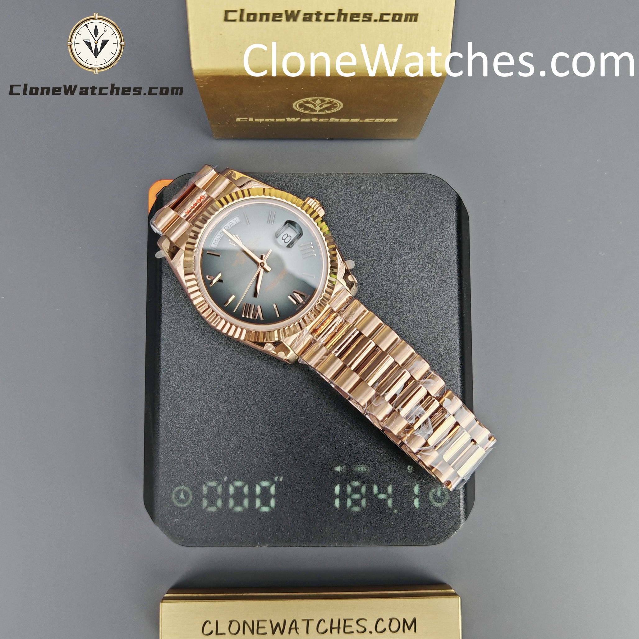 Rolex Super Clone Watches 1:1 Day Date 18K Rose Gold Grey Roman Dial 40mm m228235-0055 3255 Movement