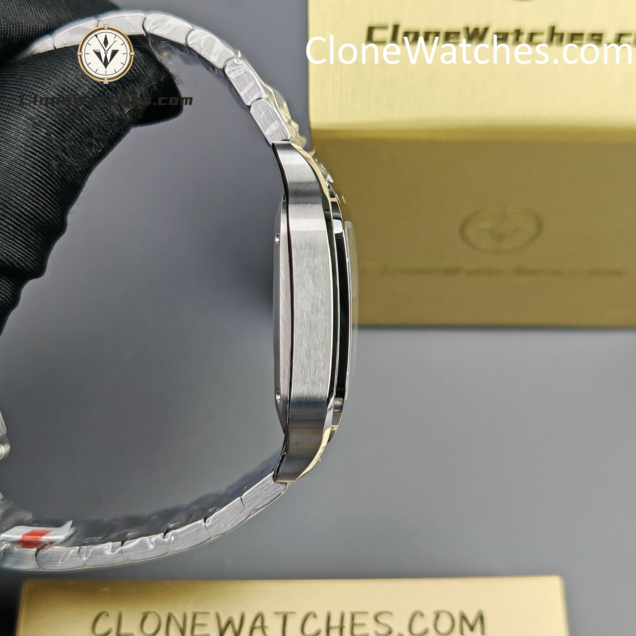 Cartier Super Clone Watches 1:1 Santos Series Gradient Brown Dial 35.1MM WSSA0065