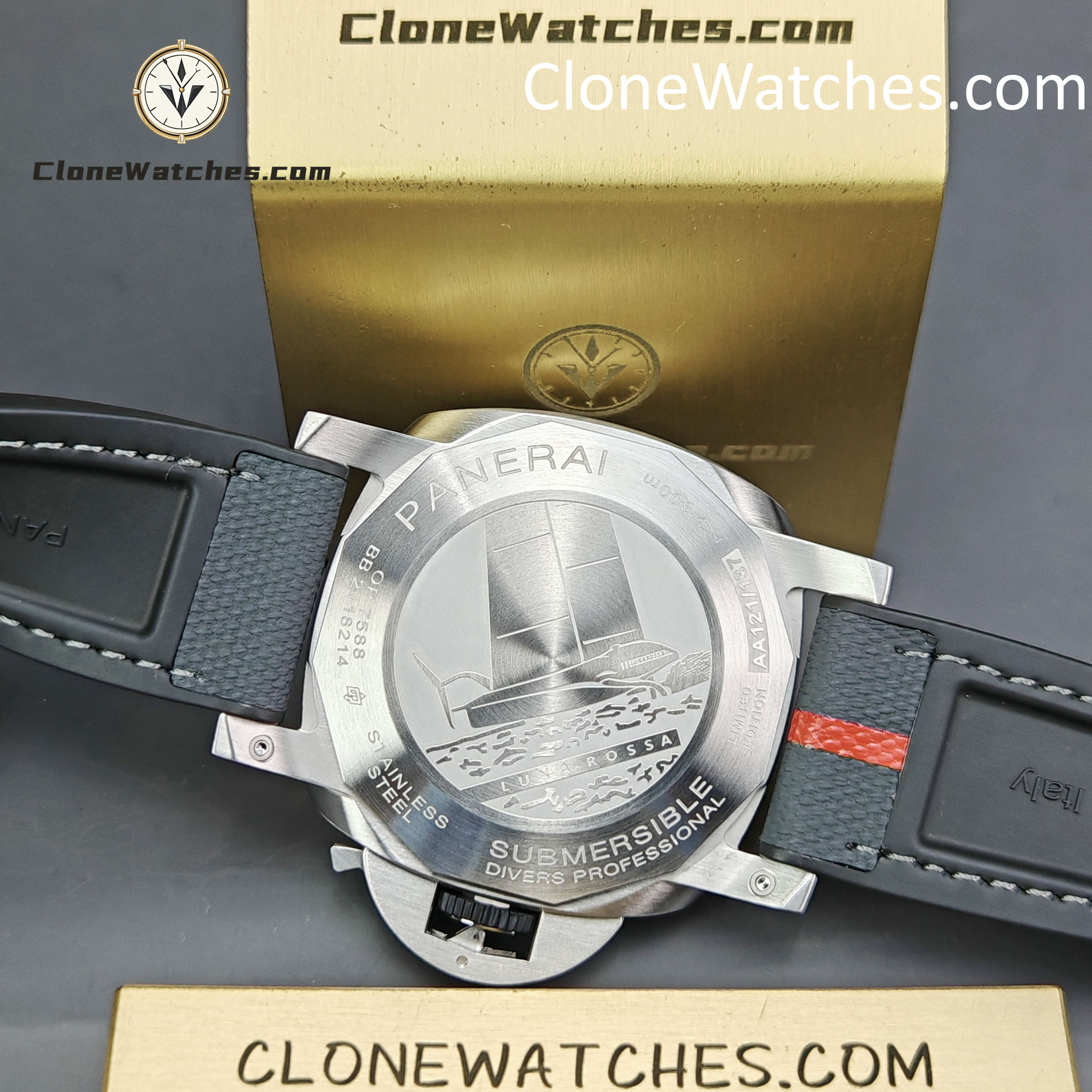 Panerai Super Clone Watches 1:1 Submersible QuarantaQuattro Luna Rossa PAM01681 44mm