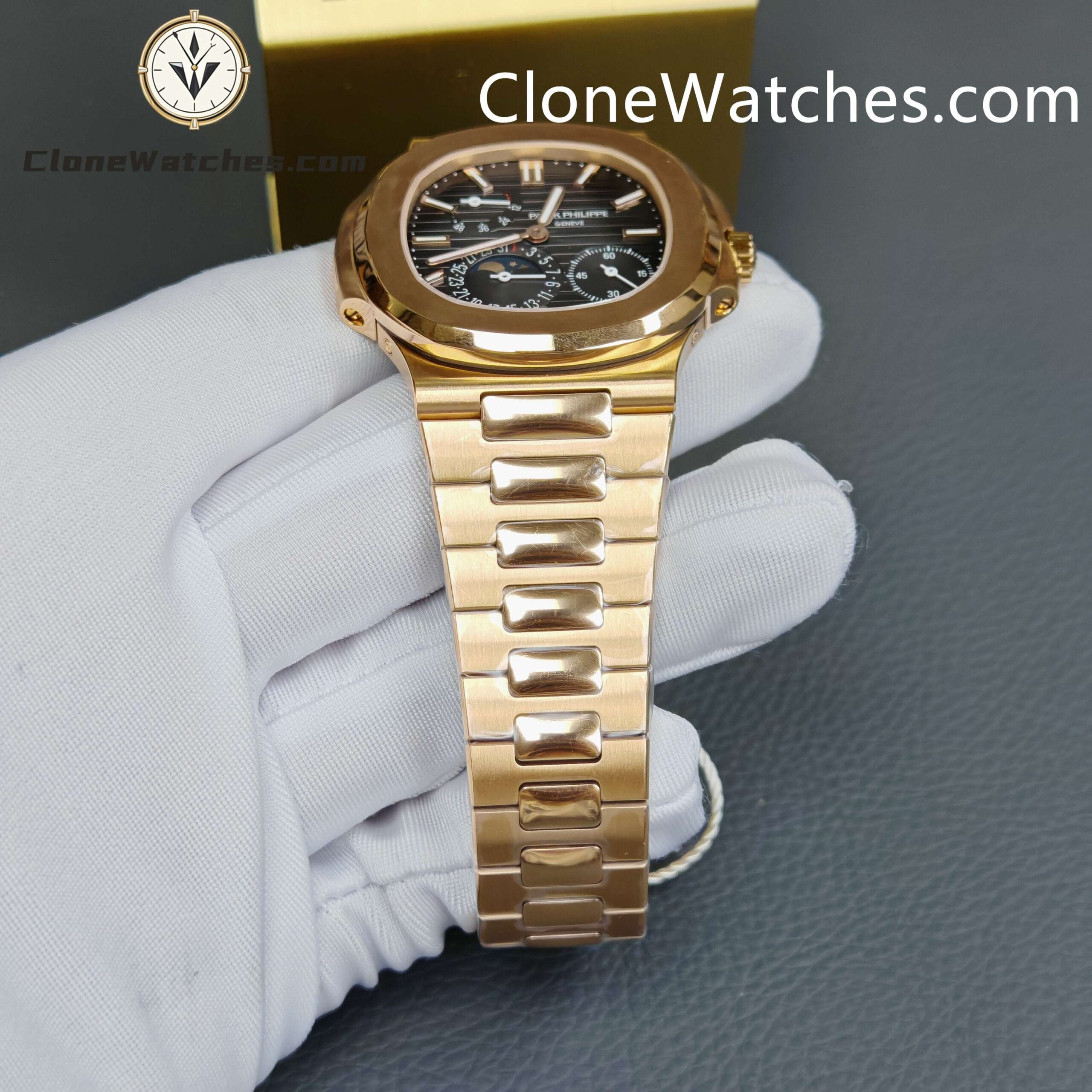 Patek Philippe Super Clone Watches 1:1 Nautilus Moon Phase 18K Rose Gold 5712 Grey Dial New Clasp