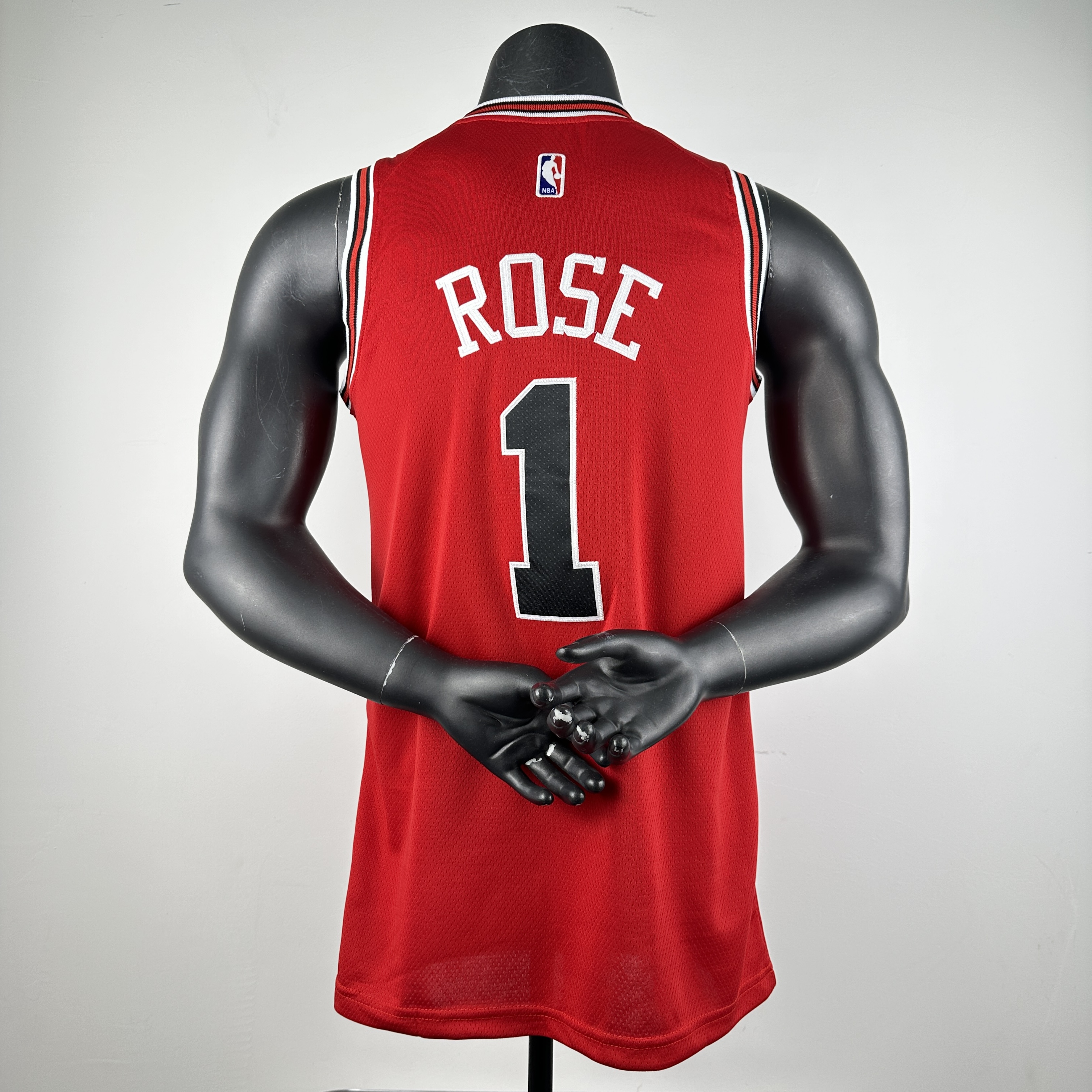 Embroidery Bull Red No.1 Ross