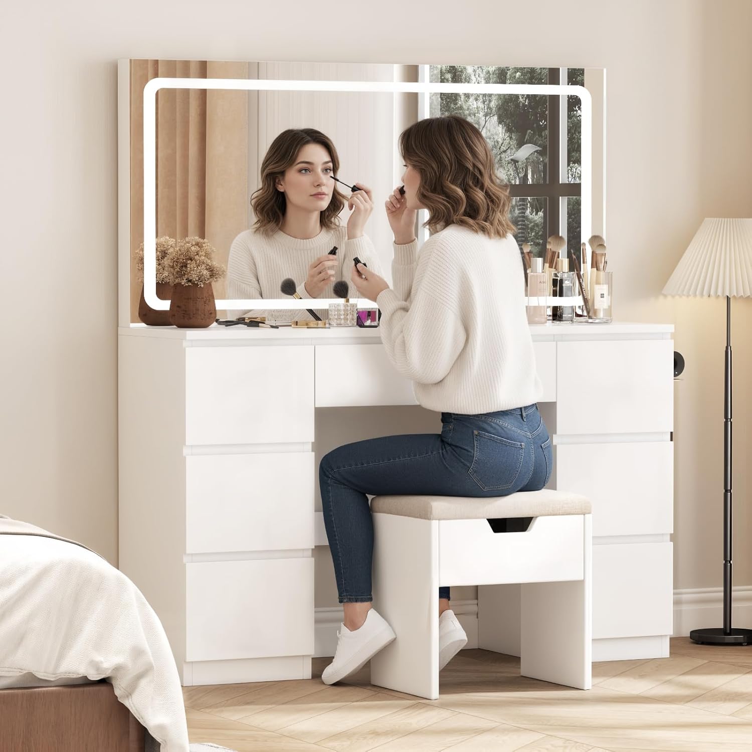 Coiffeuse miroir LED 115 x 60 cm tabouret inclus 7 tiroirs station recharge éclairage réglable blanc