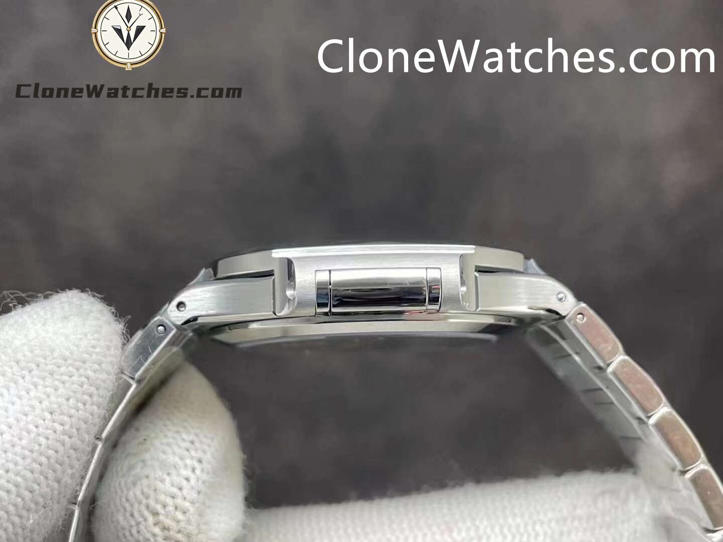 Patek Philippe Super Clone Watches 1:1 Nautilus Gray Dial Diamond Frame 7118/1200A-011 35.2 mm