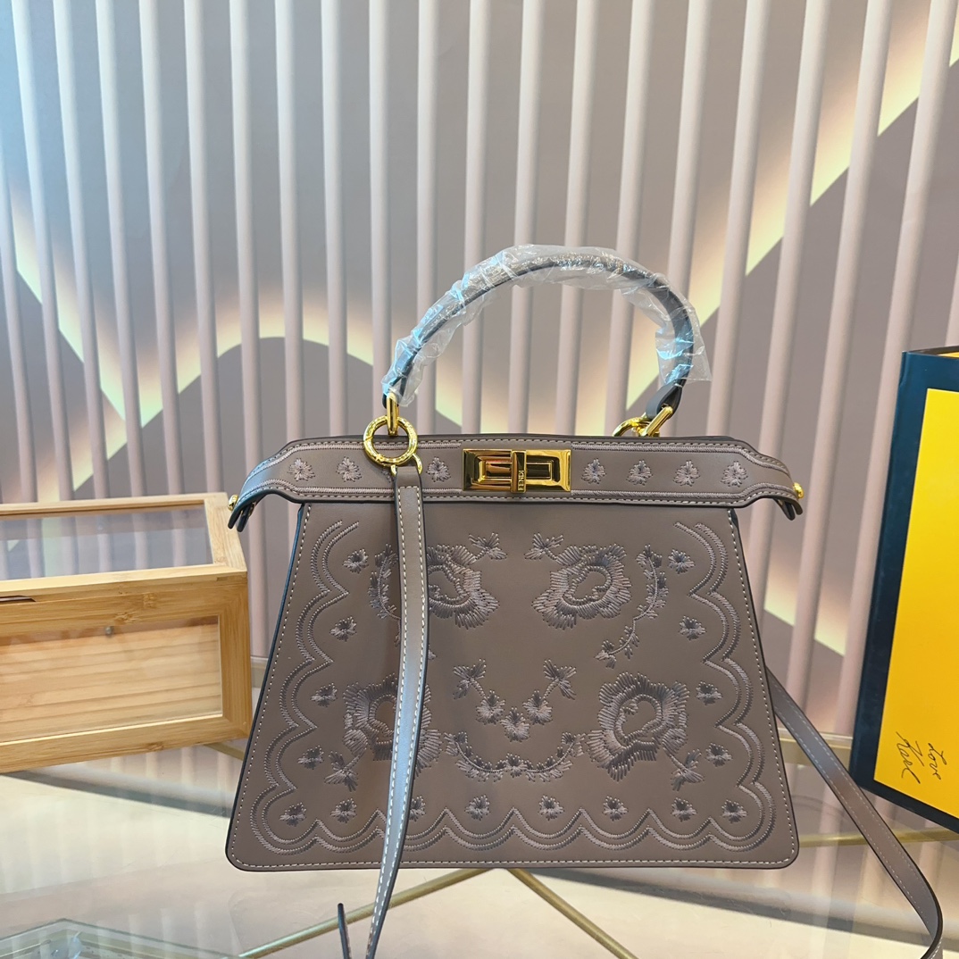 Fendi peekaboo embroidery limited bag