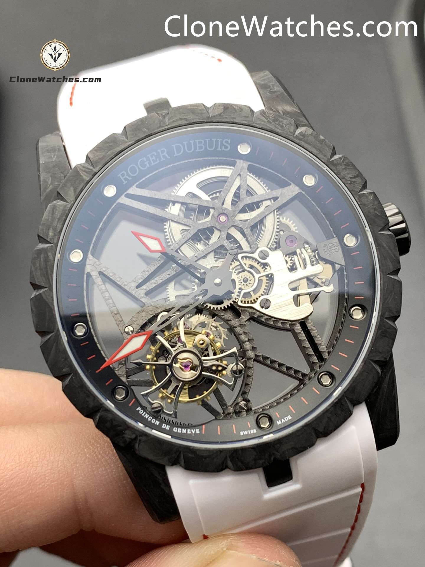 Roger Dubuis Super Clone Watches 1:1 Excalibur Carbon Fiber Skeleton Dial DBEX0577 42MM