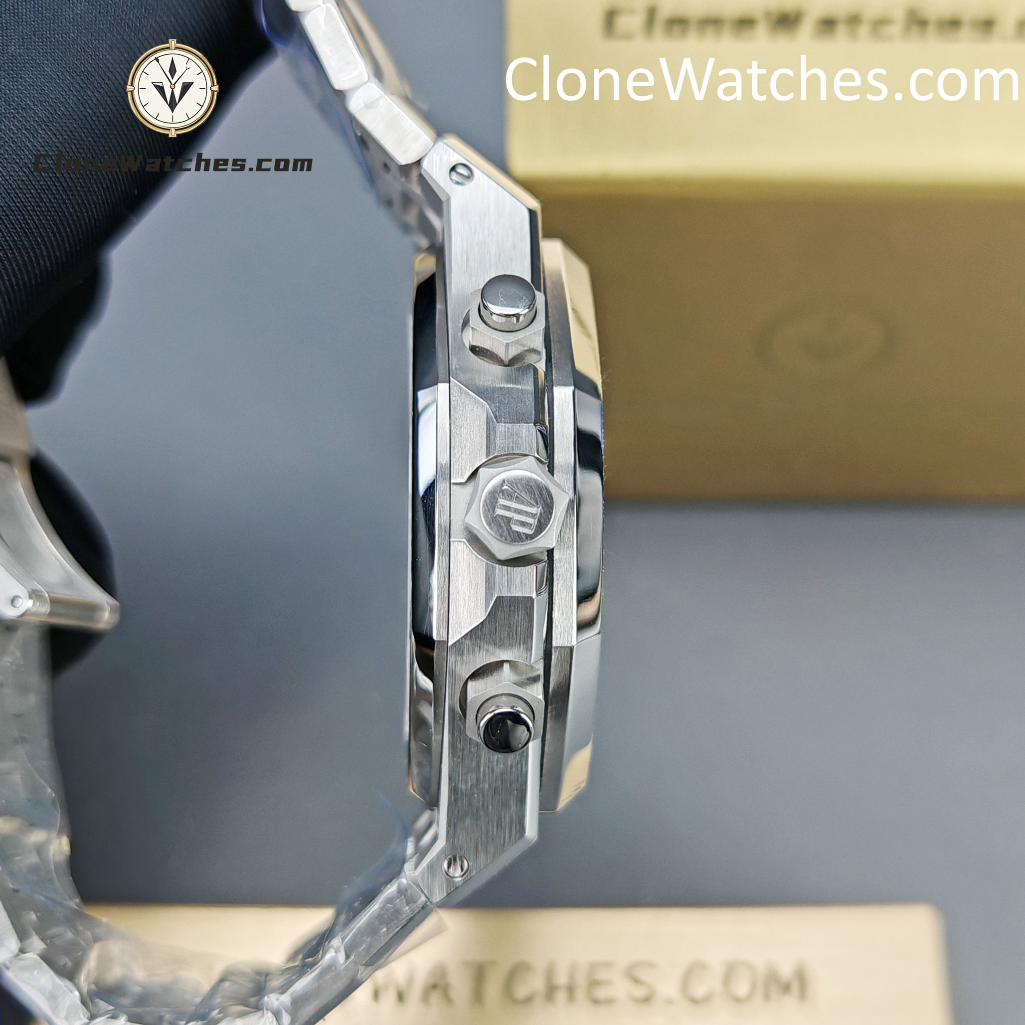 Audemars Piguet Super Clone Watches 1:1 Royal Oak Gray Dial 26240BC Self-winding Chronograph