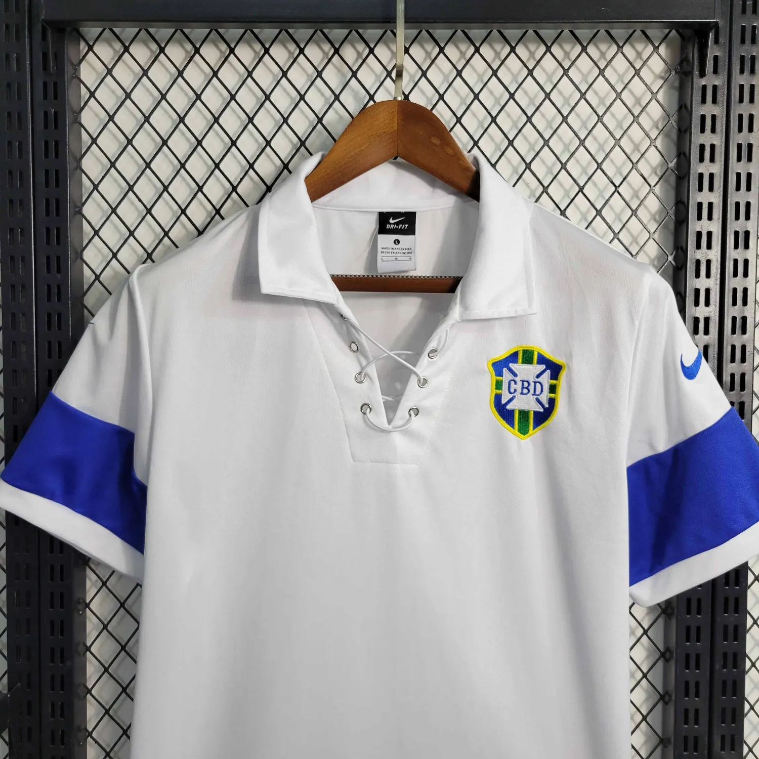 2004 Brazil White Retro Jersey - Fans Edition