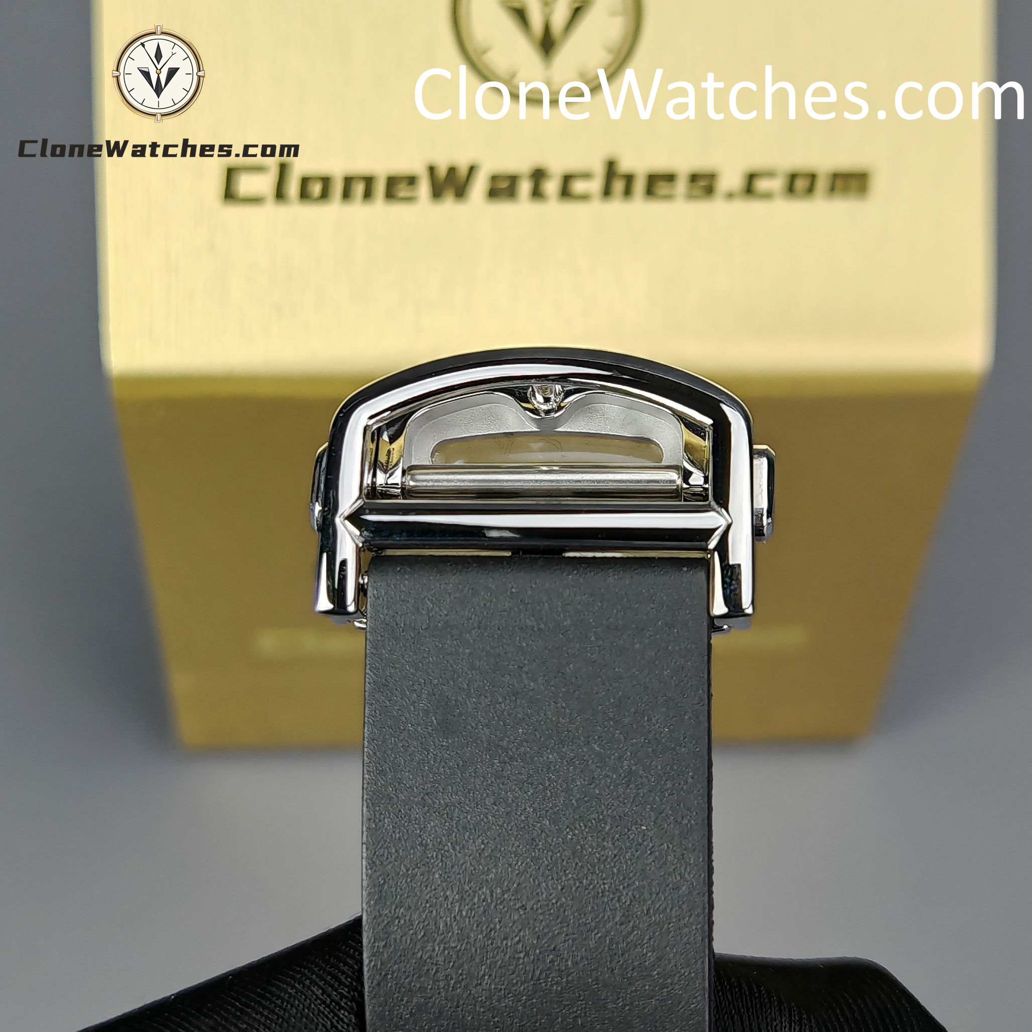 Cartier Super Clone Watches 1:1 Santos Series Black Dial 39.8MM WSSA0039 Rubber Strap