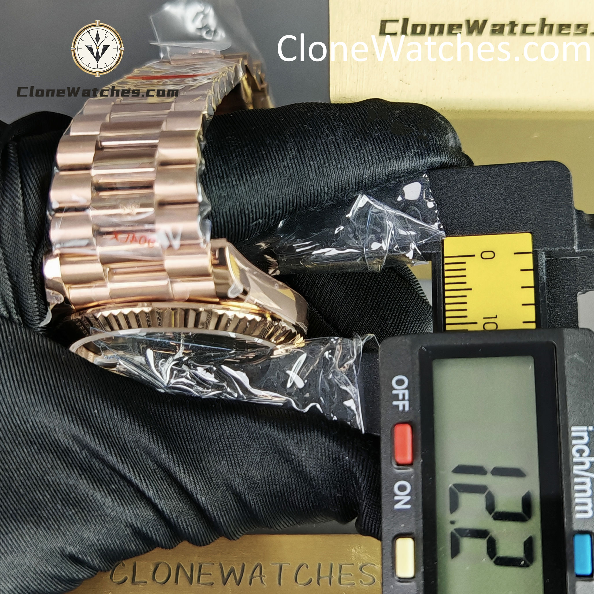 Rolex Super Clone Watches 1:1 Day Date 18K Rose Gold Olive Green Dial 40mm m228235-0025 3255 Movement