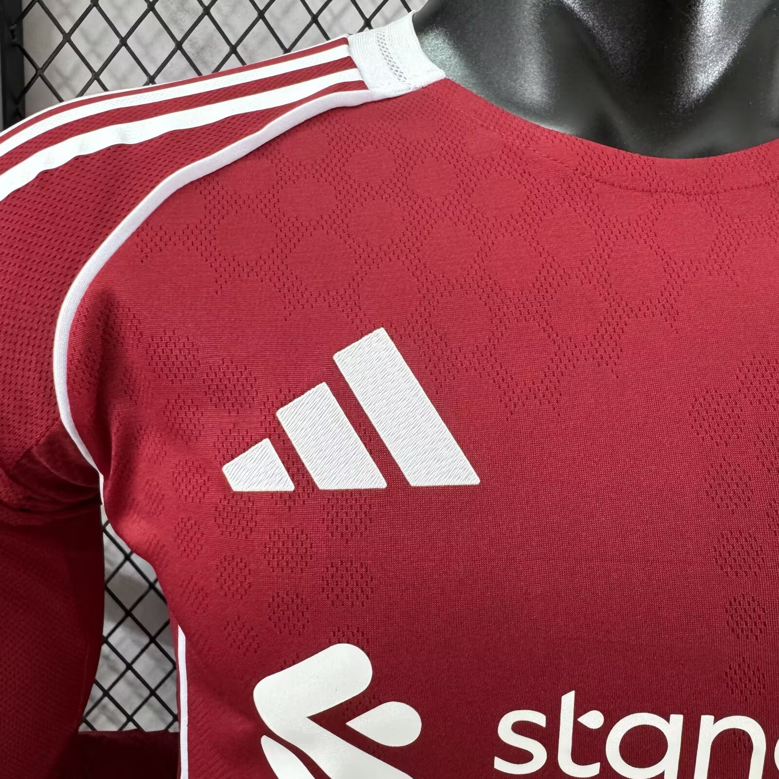 2025-26 Liverpool Home Long Sleeve Shirt - Player Edition