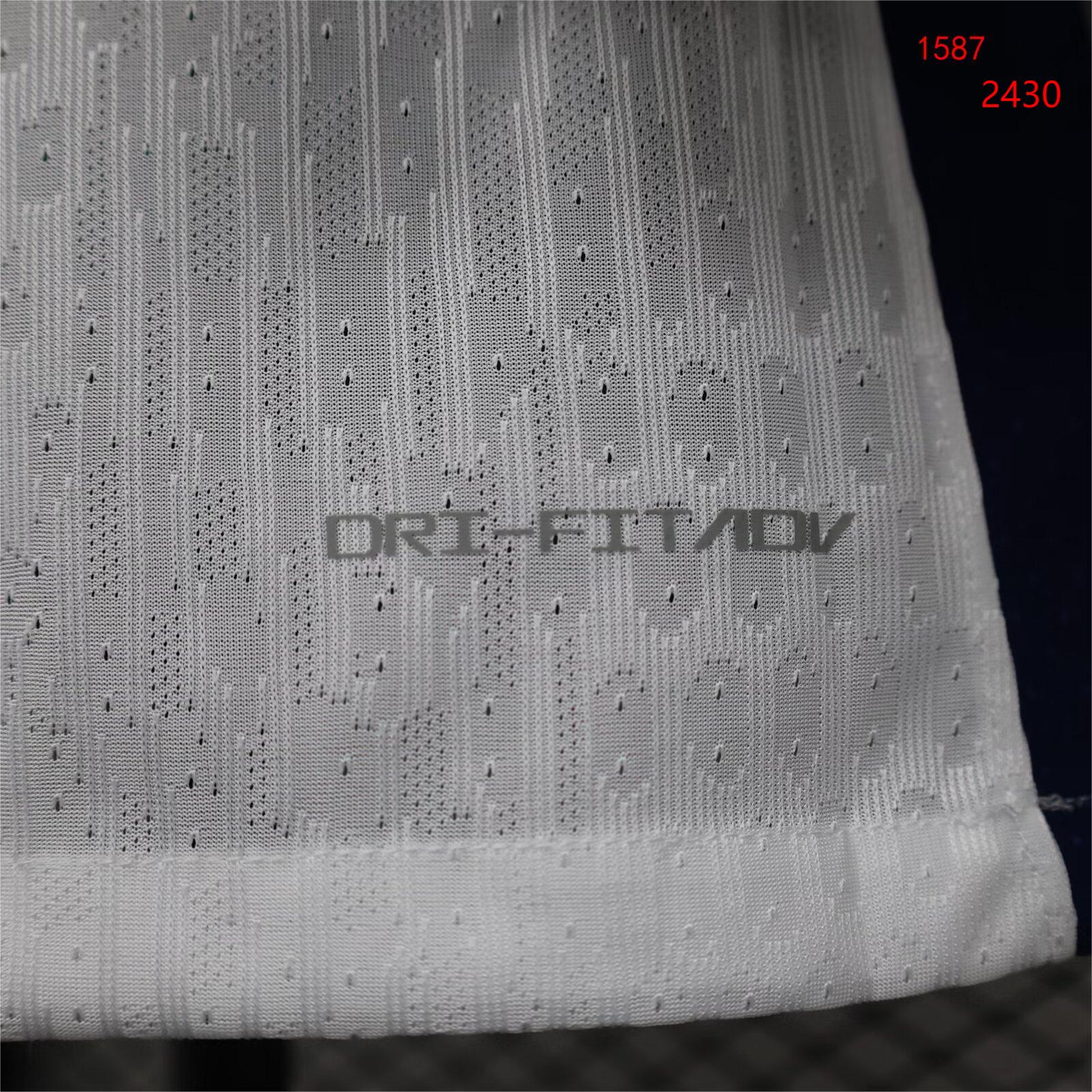 2024/25 Tottenham HotspurHome Jersey - Player Edition