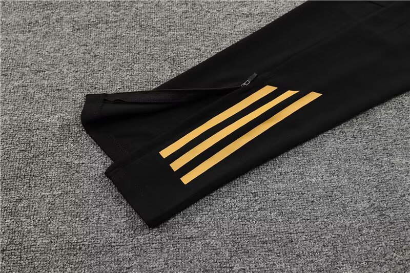 2024/25 Real Madrid half-zip training kit