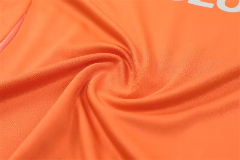 2024/25 Manchester United Half Zip Training Kit..