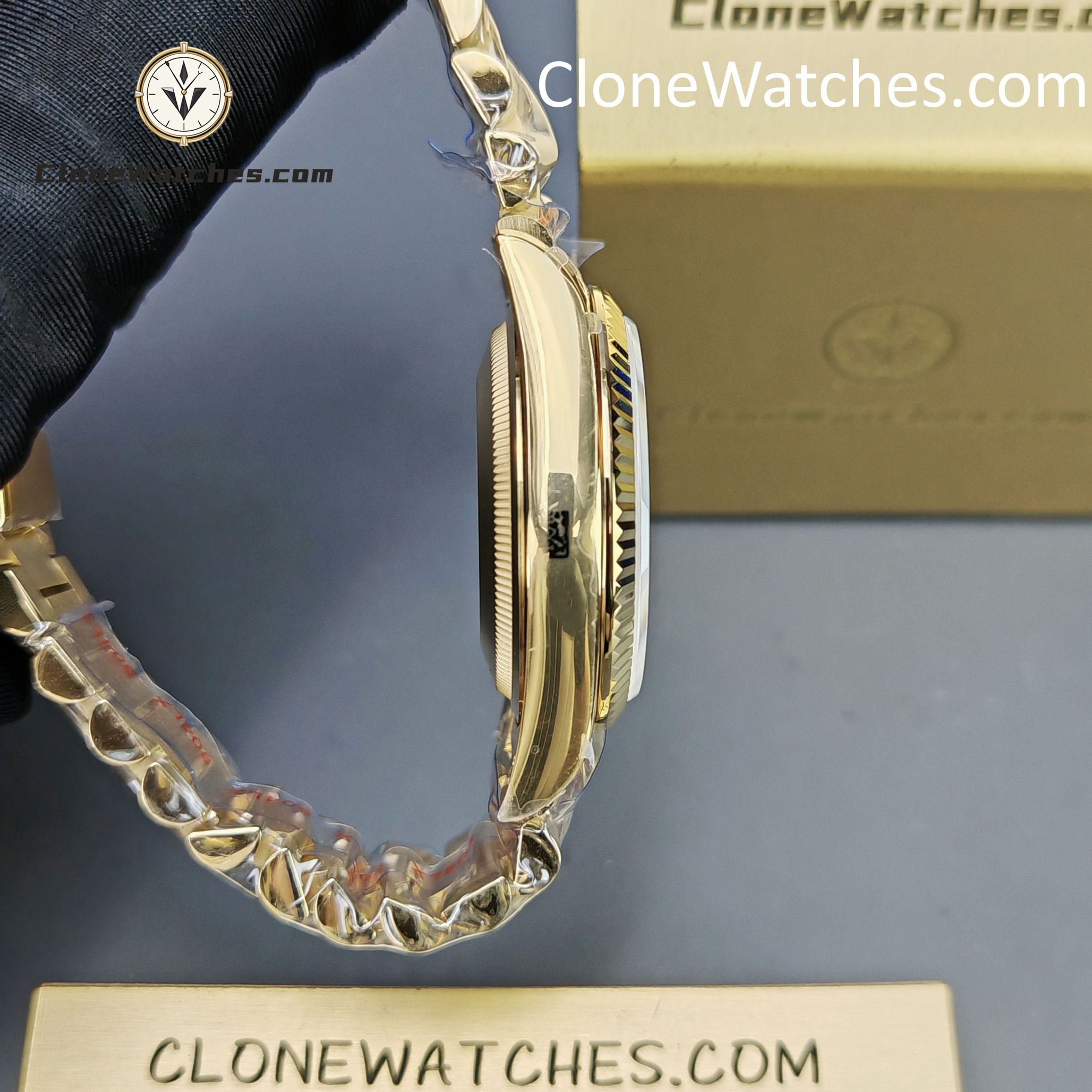 Rolex Super Clone Watches 1:1 Day Date 18K Gold White Dial 36mm m128238-0076 3255 Movement
