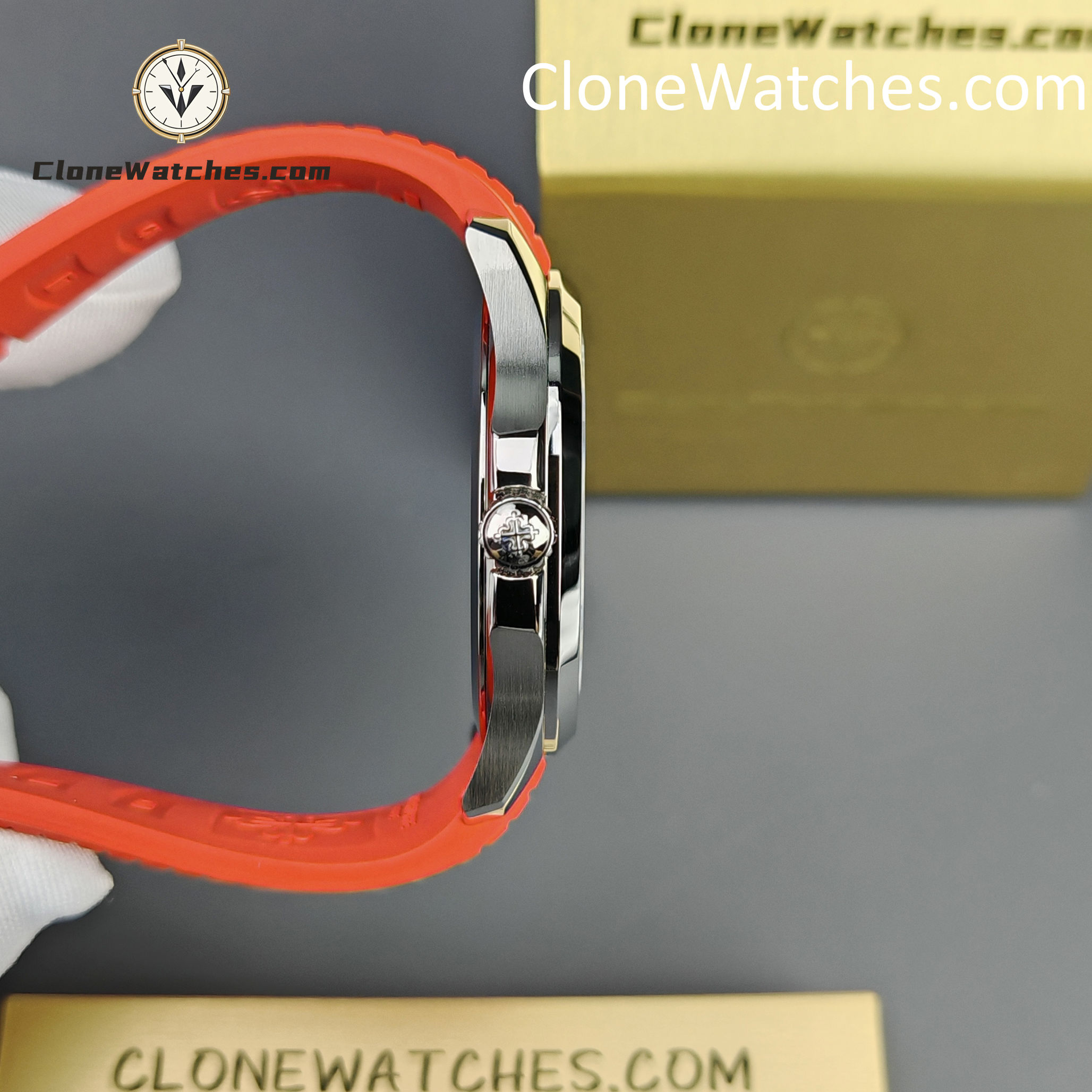 Patek Philippe Super Clone Watches 1:1 Aquanaut 5167 Black Dial 40mm Red Strap Special Edition