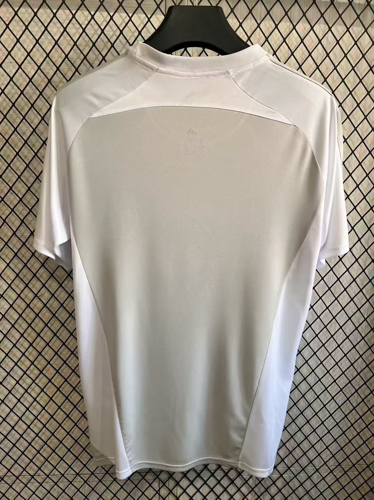 2025-2026 Real Madrid T-Shirt Grey and White - Fan Edition