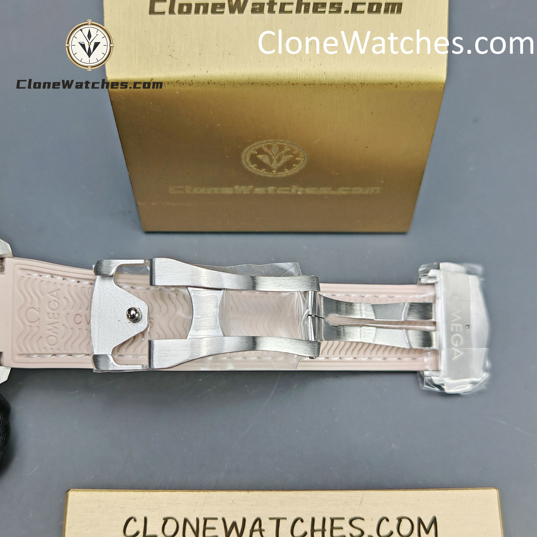 OMEGA Super Clone Watches 1:1 Seamaster Planet Ocean 600m 215.32.44.21.09.001 43.5MM