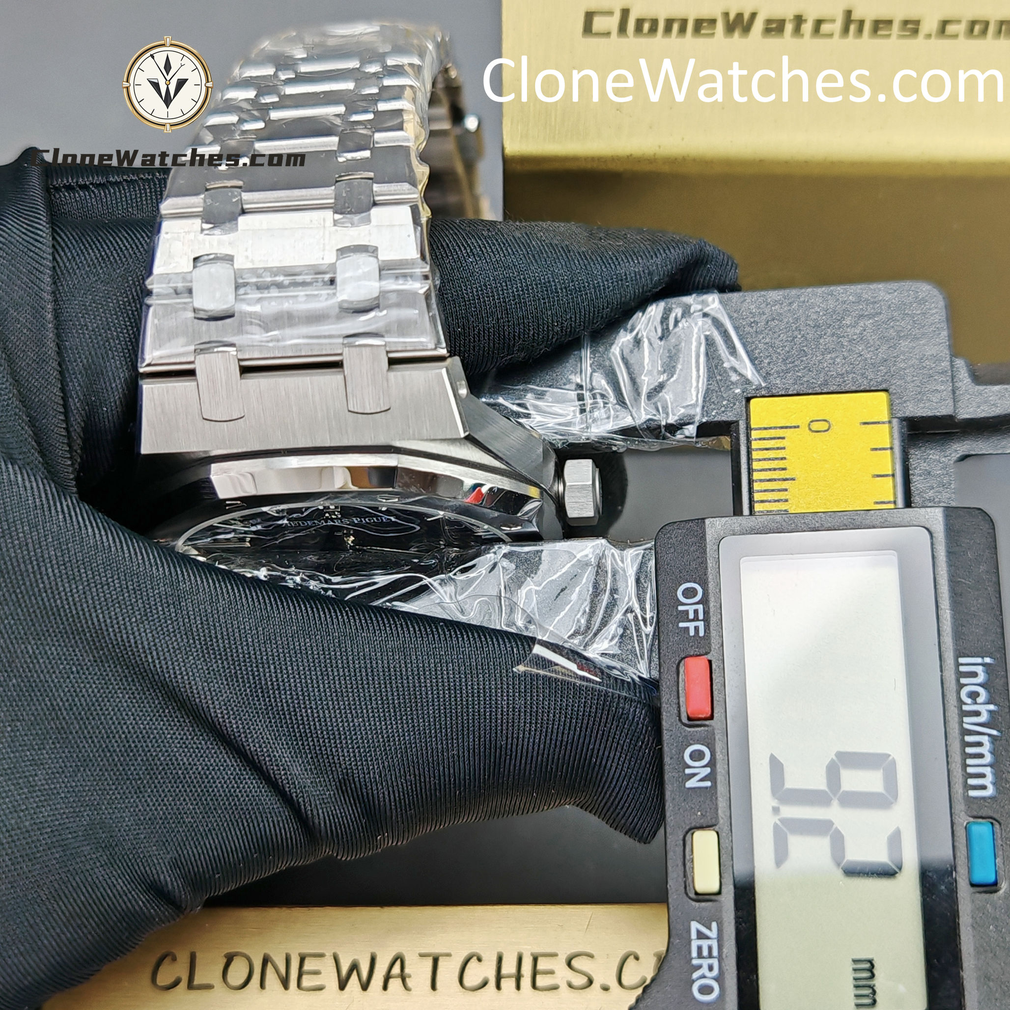 Audemars Piguet Super Clone Watches 1:1 Royal Oak 15400 Blue Dial