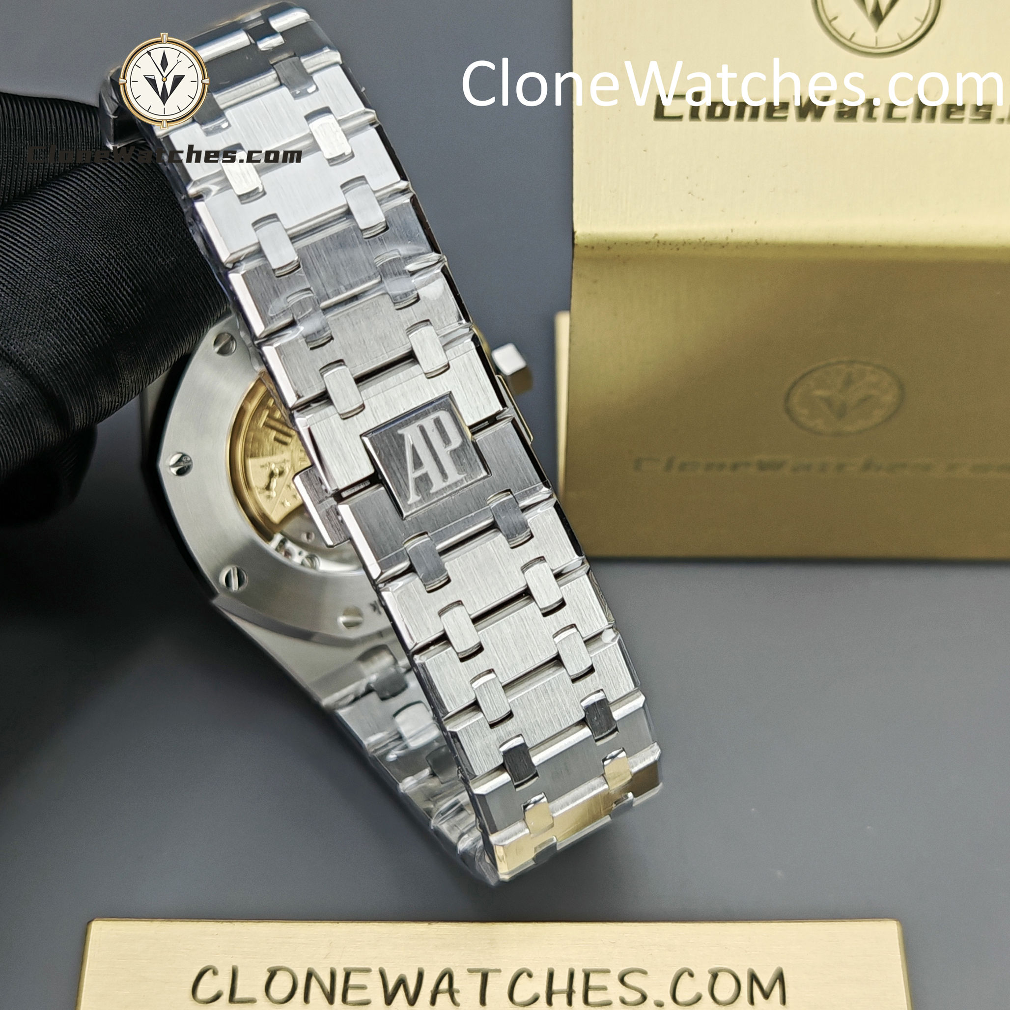 Audemars Piguet Super Clone Watches 1:1 Royal Oak 15400 White Dial