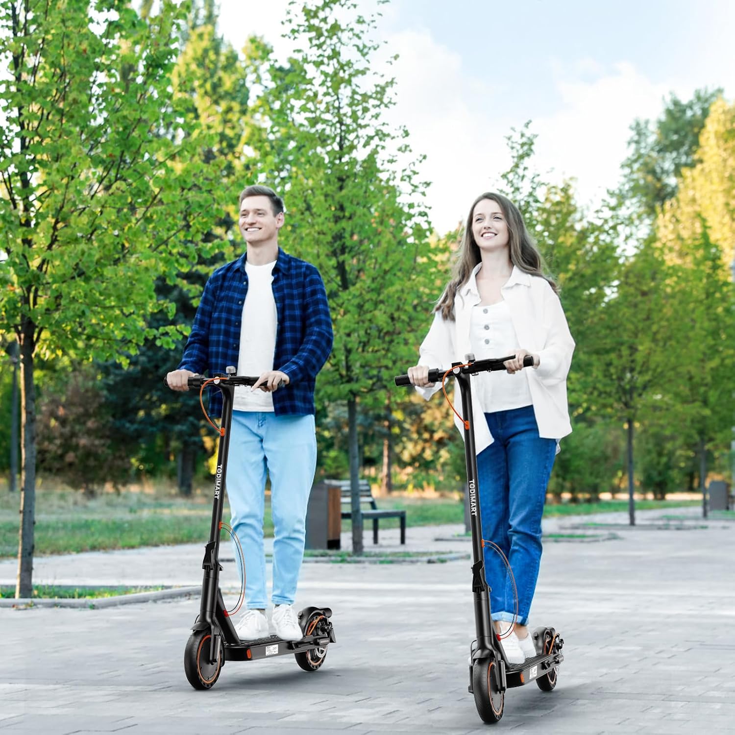 Trottinette électrique adulte 350 W 25 km h autonomie 35 km pneus increvables