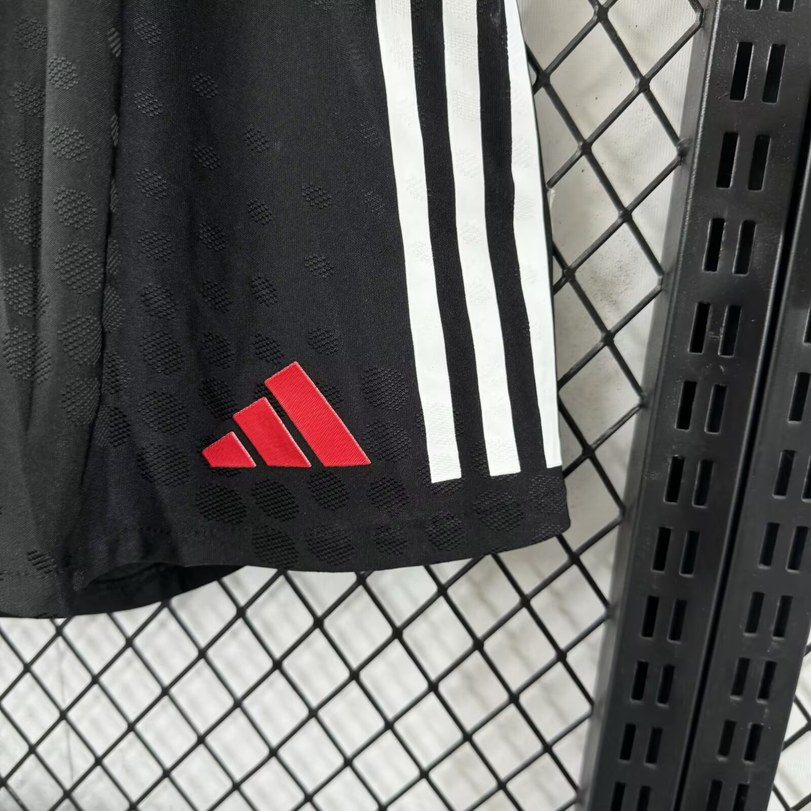 25-26 Liverpool FC Pants - Player Edition