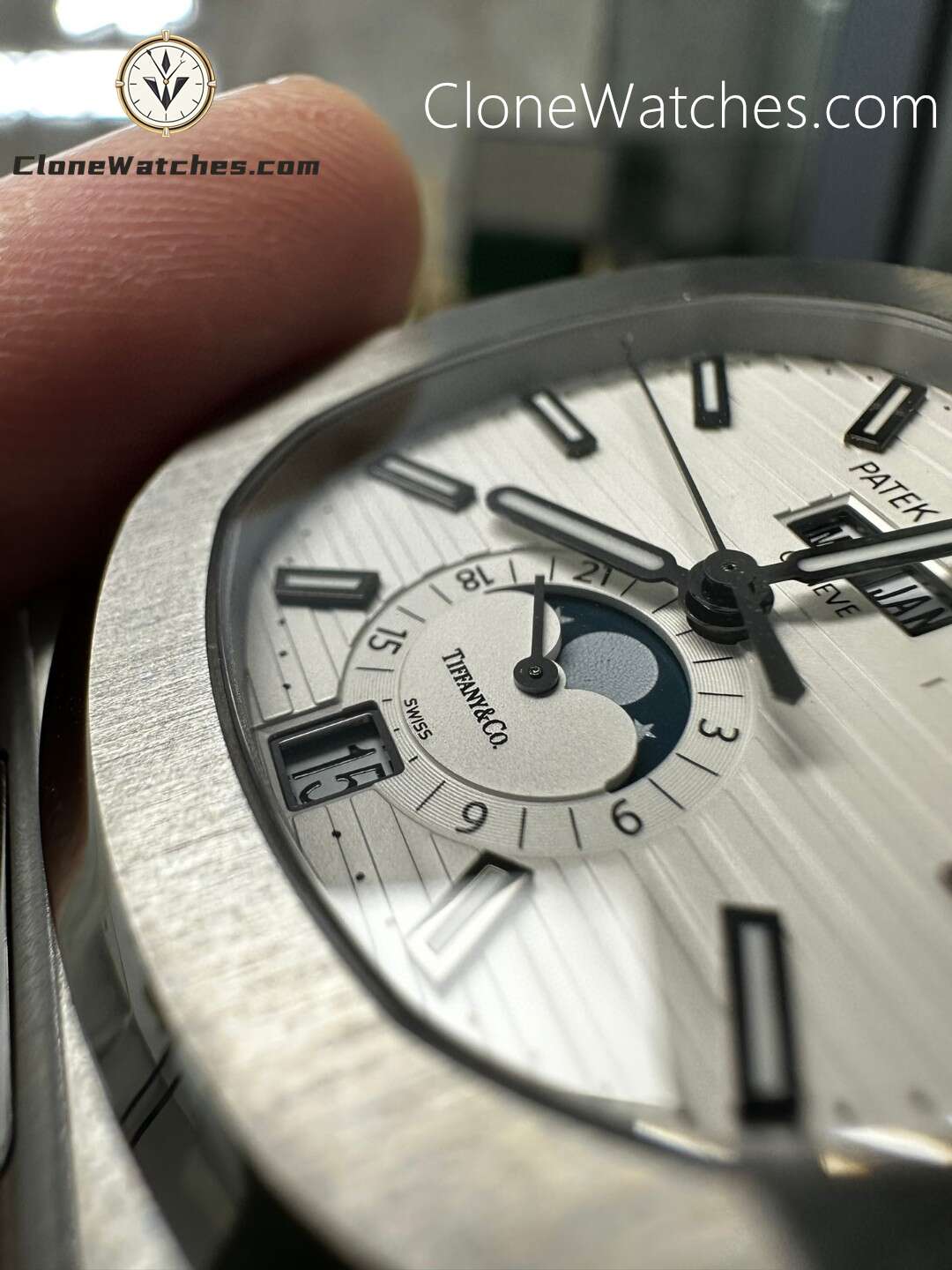 Patek Philippe Super Clone Watches 1:1 Nautilus Tiffany & Co 5726 Annual Calendar White Dial