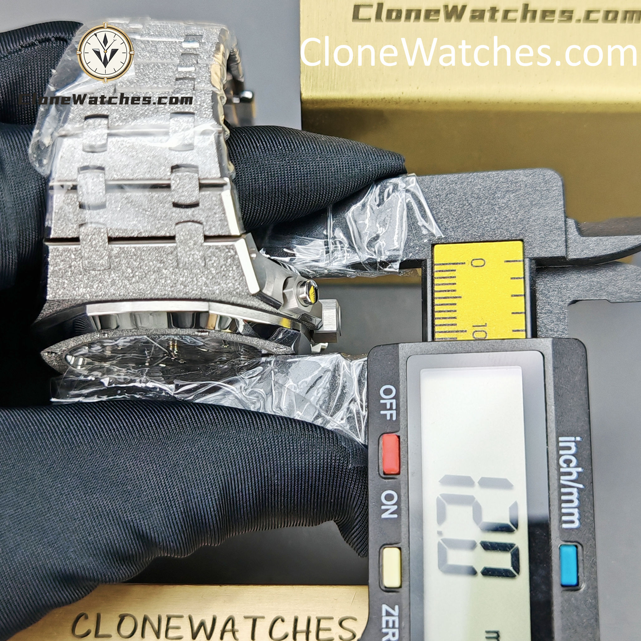 Audemars Piguet Super Clone Watches 1:1 Royal Oak Gray Dial 26240BC Self-winding Chronograph