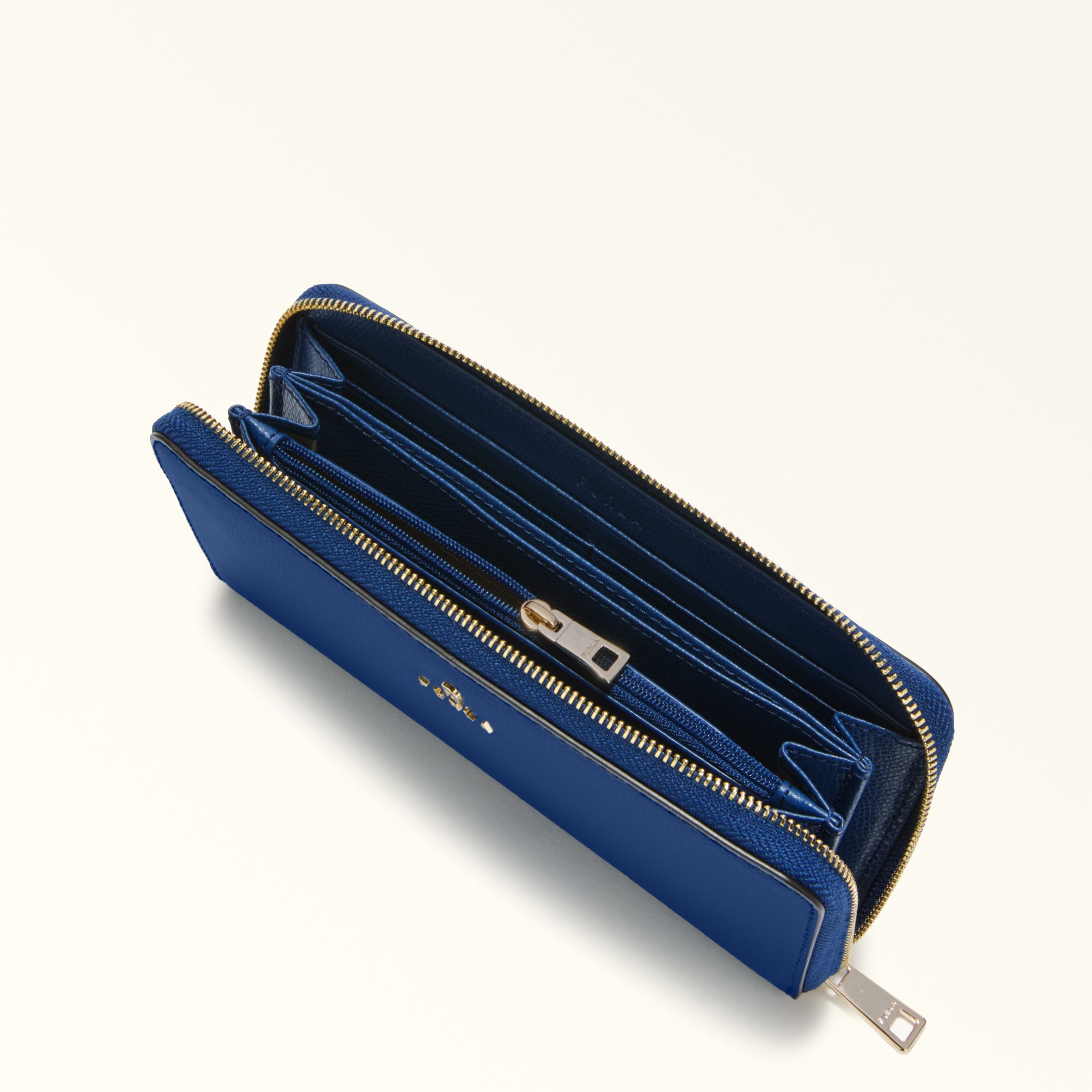 Furla Camelia Zip Around XL