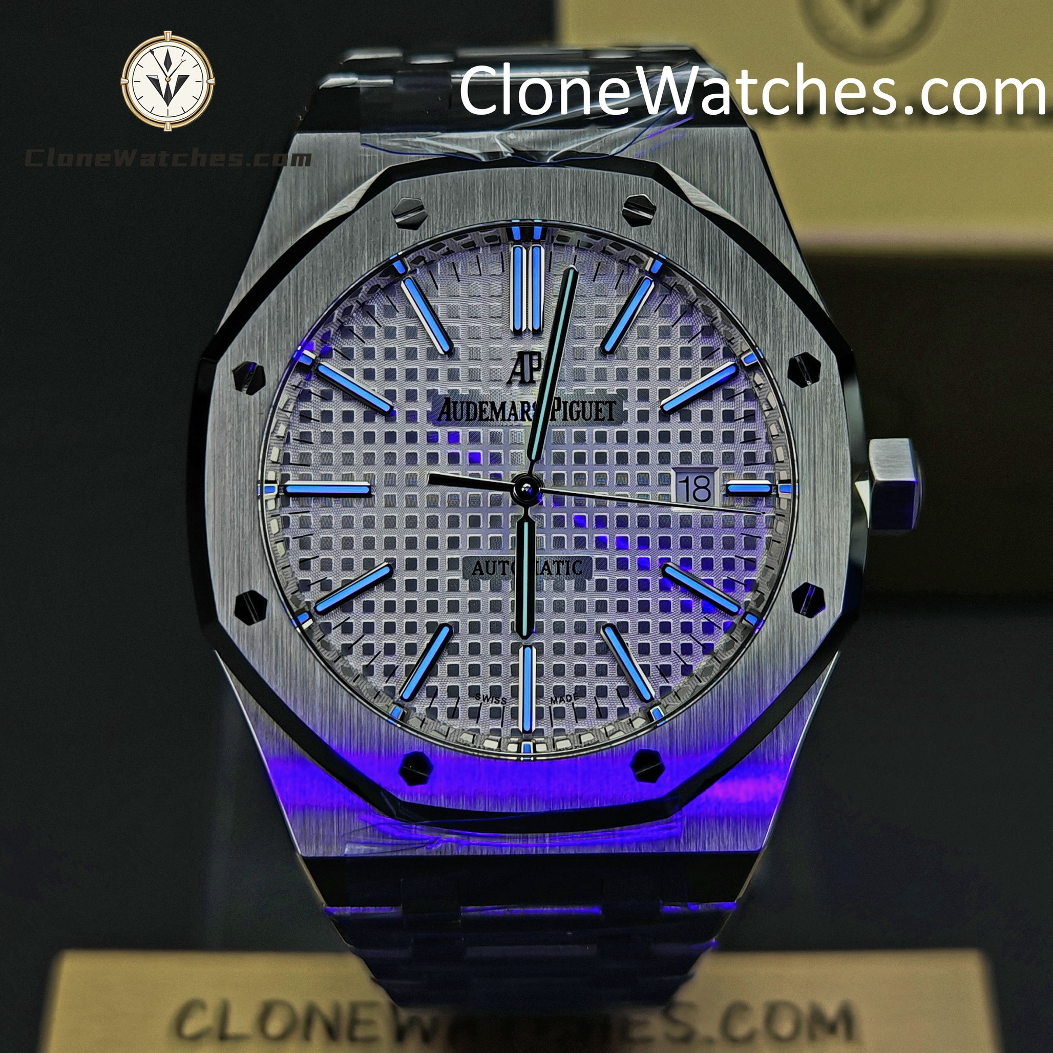Audemars Piguet Super Clone Watches 1:1 Royal Oak 15400 White Dial