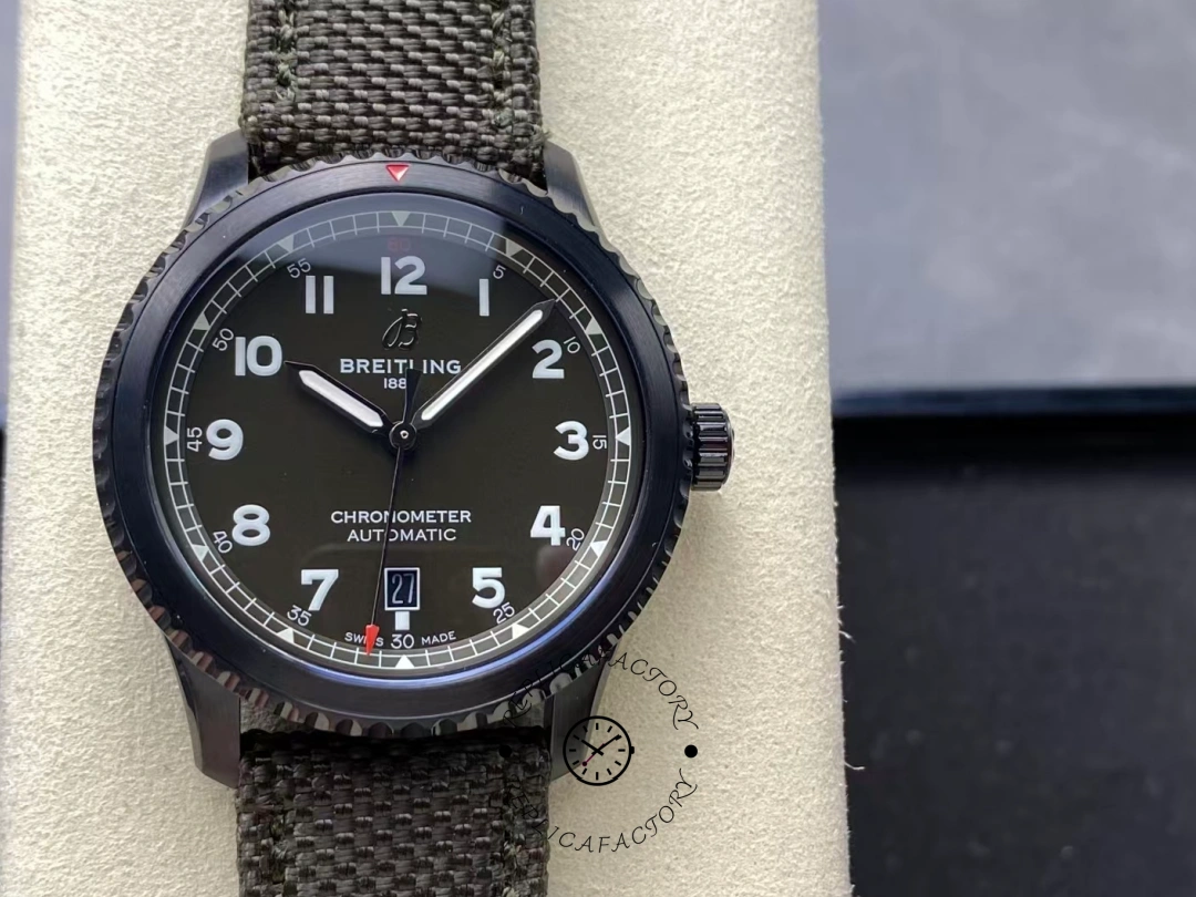 Breitling Navitimer 8 Automatic 41 Curtiss Warhawk M173152A1L1X1 1:1 Clone Green Dial Watch