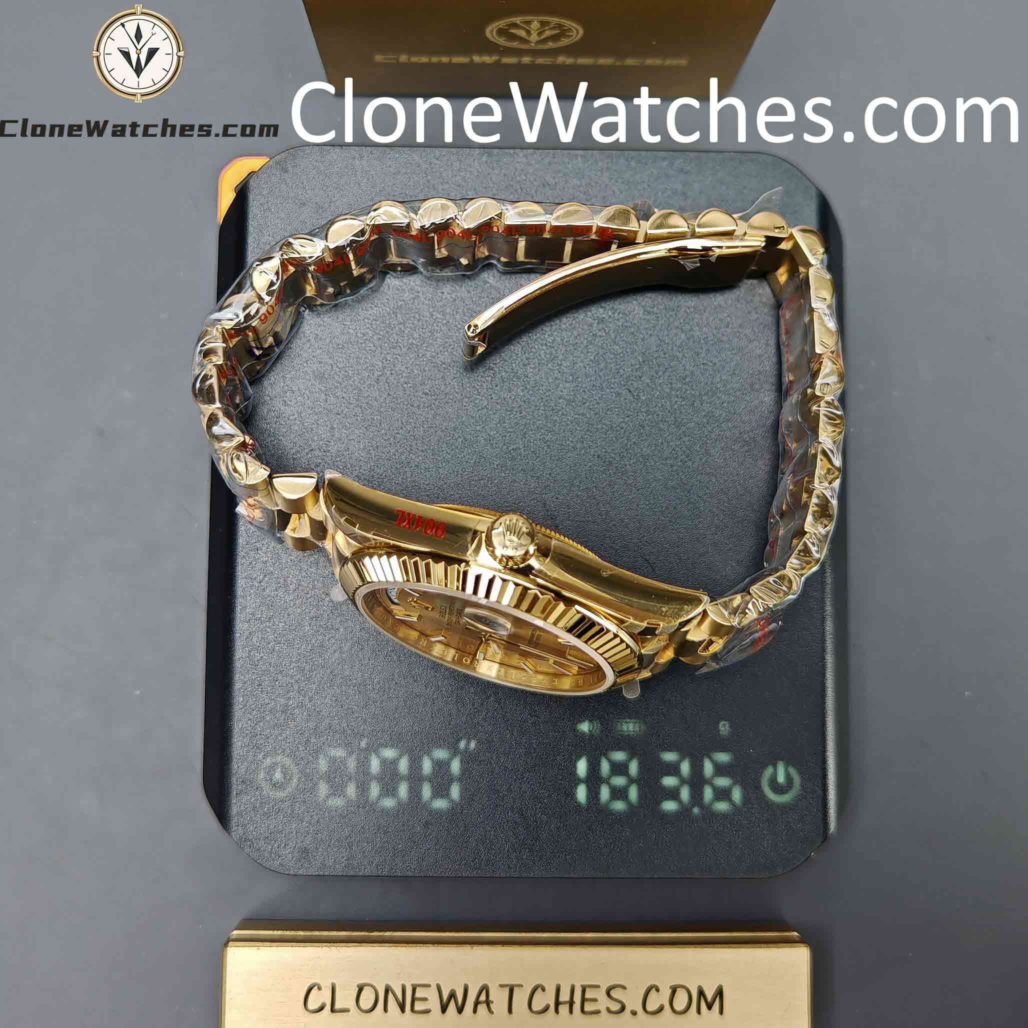 Rolex Super Clone Watches 1:1 Day Date 18K Gold 40mm m228238-0003 3255 Movement
