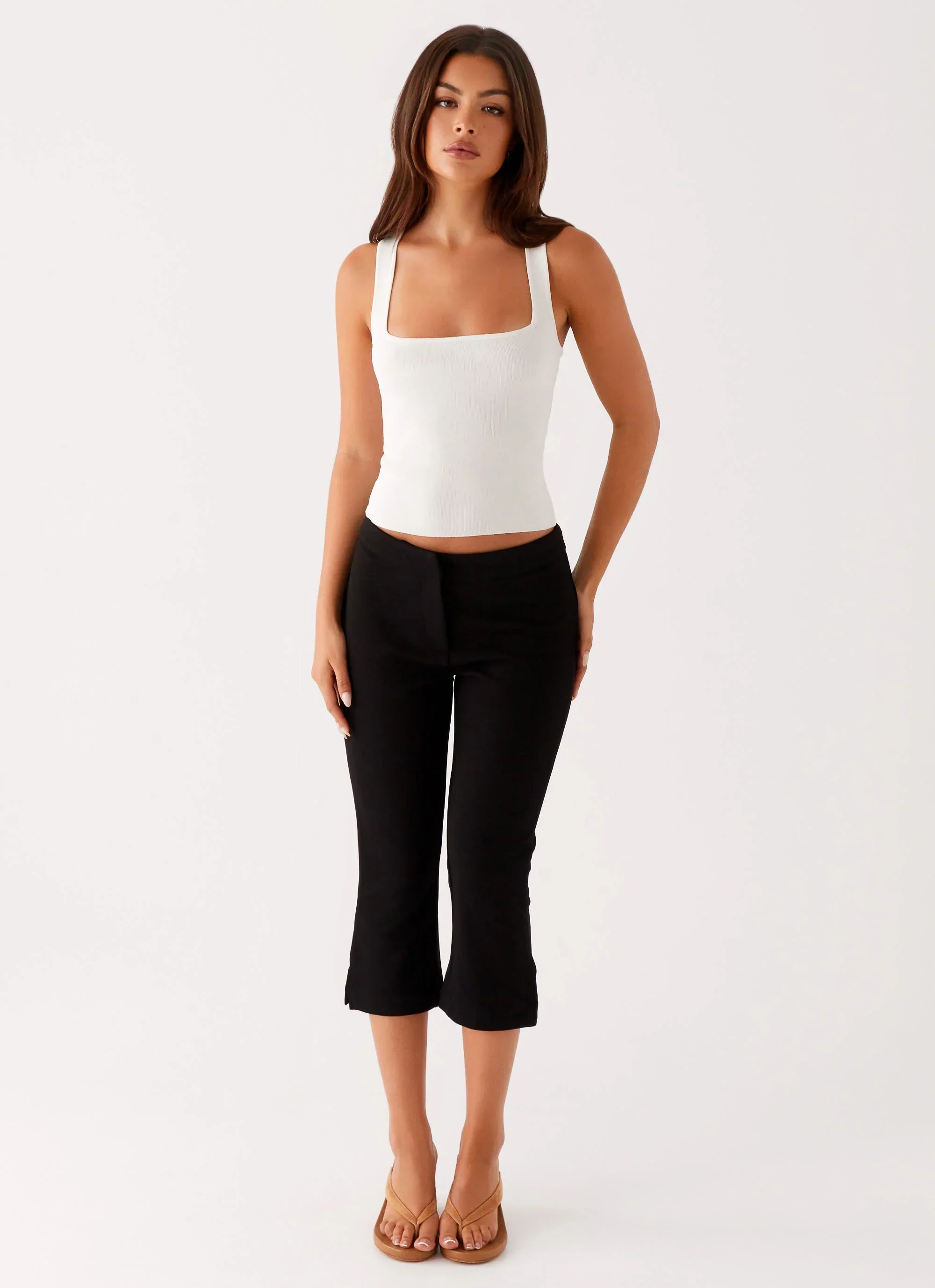 Rue Capri Pants - Black